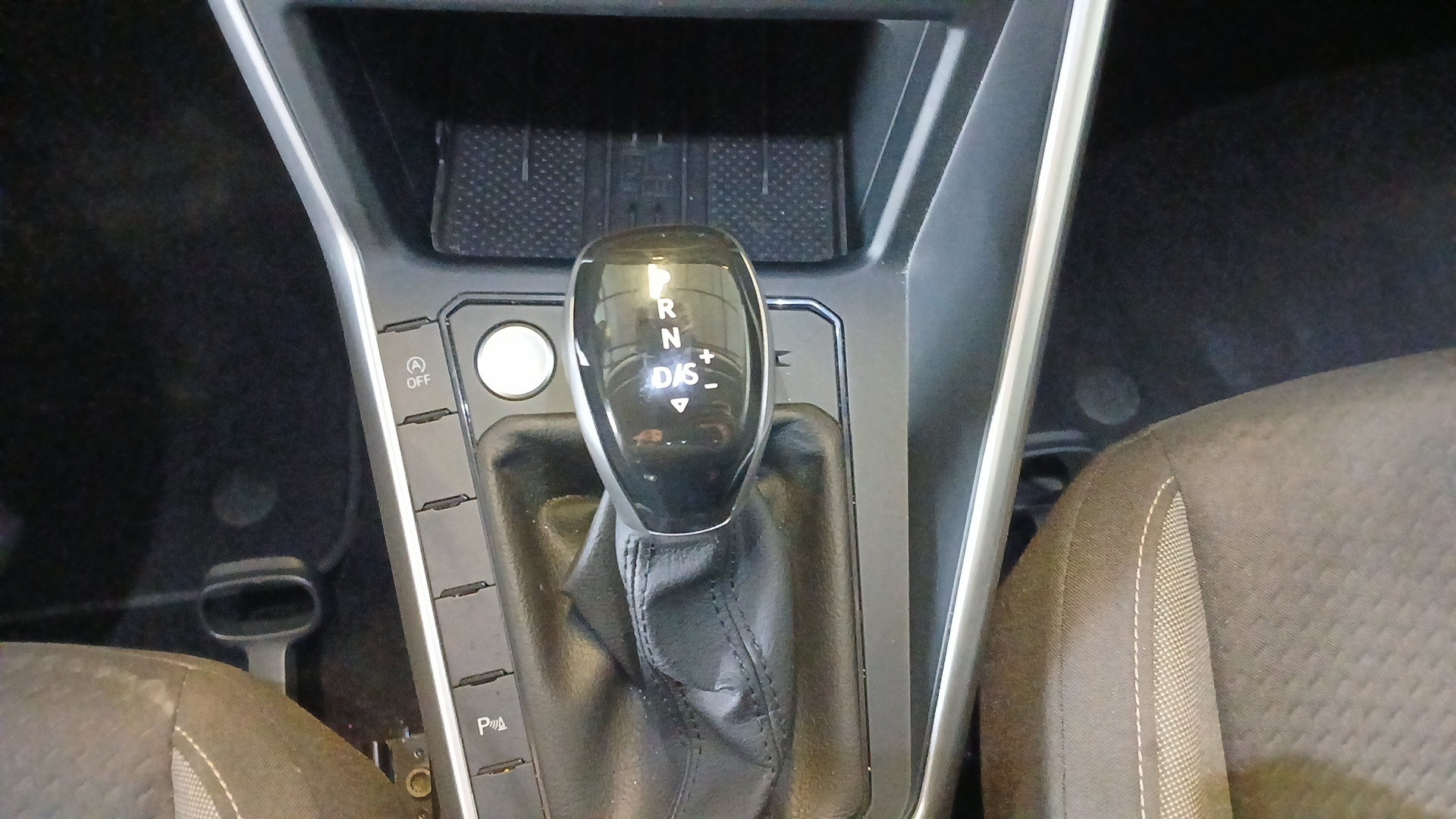 Photo 20 du véhicule VOLKSWAGEN TAIGO