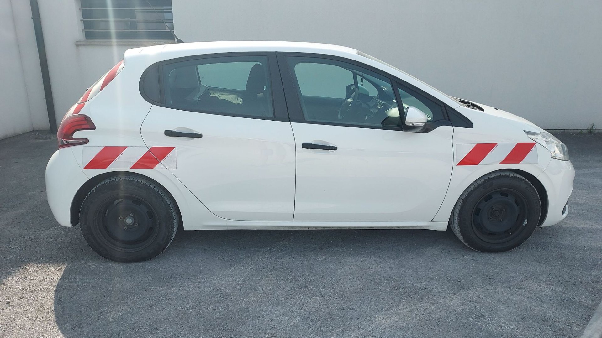 PEUGEOT 208 AFFAIRE 1.6 BLUEHDI 75CV BVM5 PREMIUM PACK, photo 3