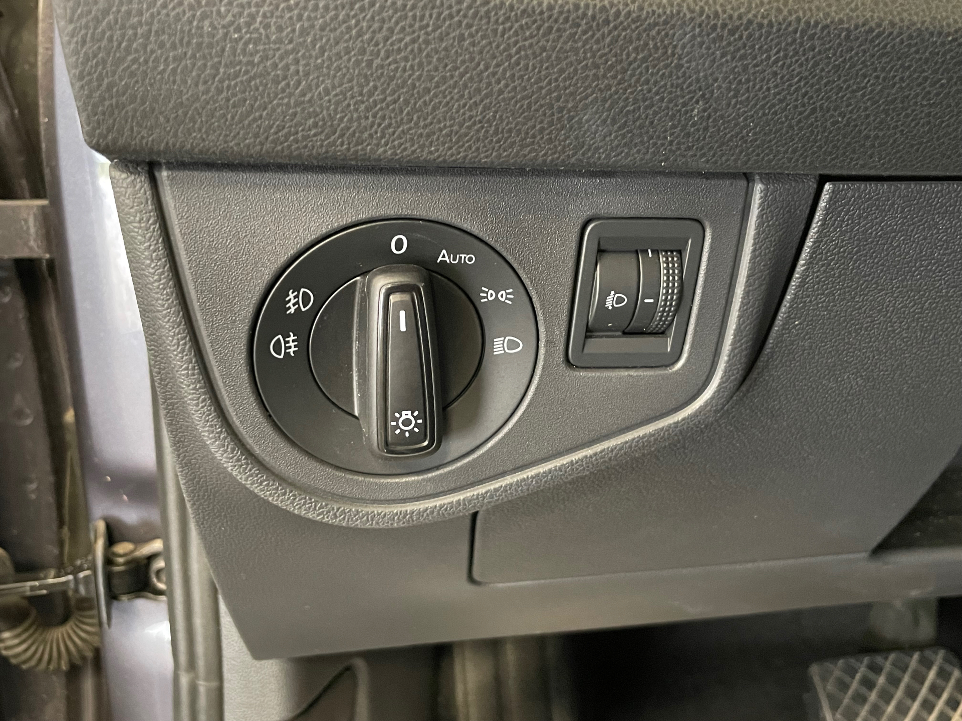 Photo 17 du véhicule VOLKSWAGEN TAIGO