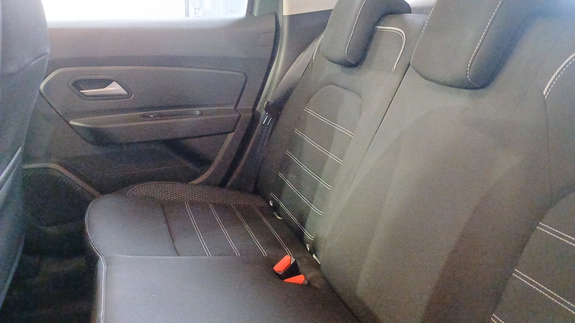 Photo 25 du véhicule DACIA DUSTER