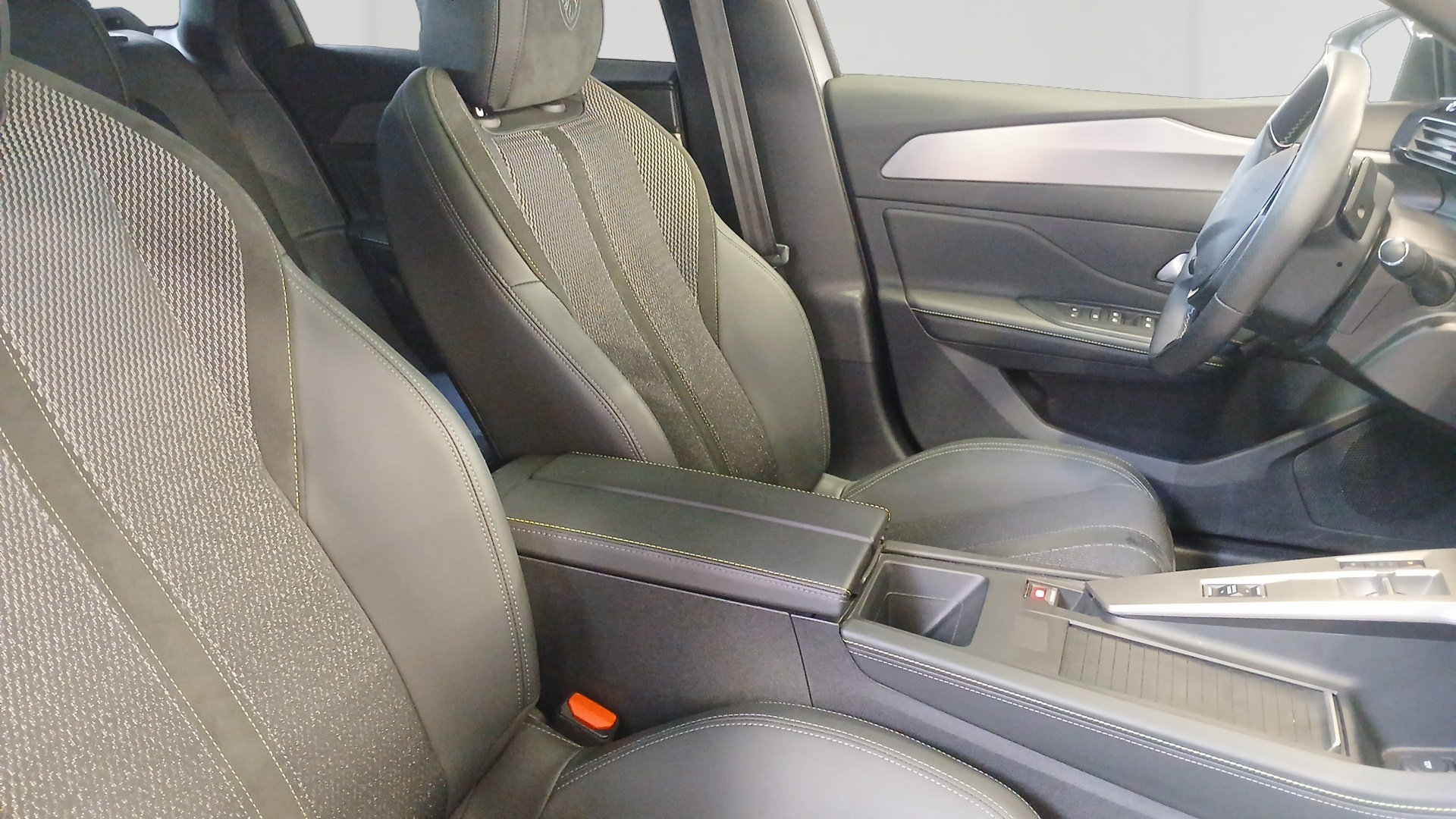 Photo 10 du véhicule PEUGEOT 308 SW