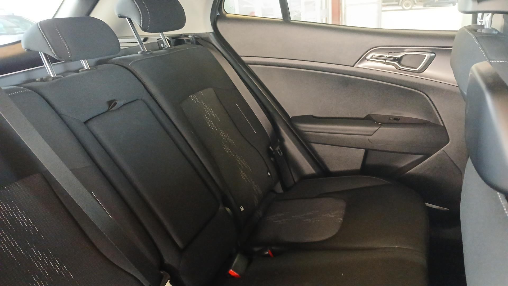 Photo 9 du véhicule KIA SPORTAGE