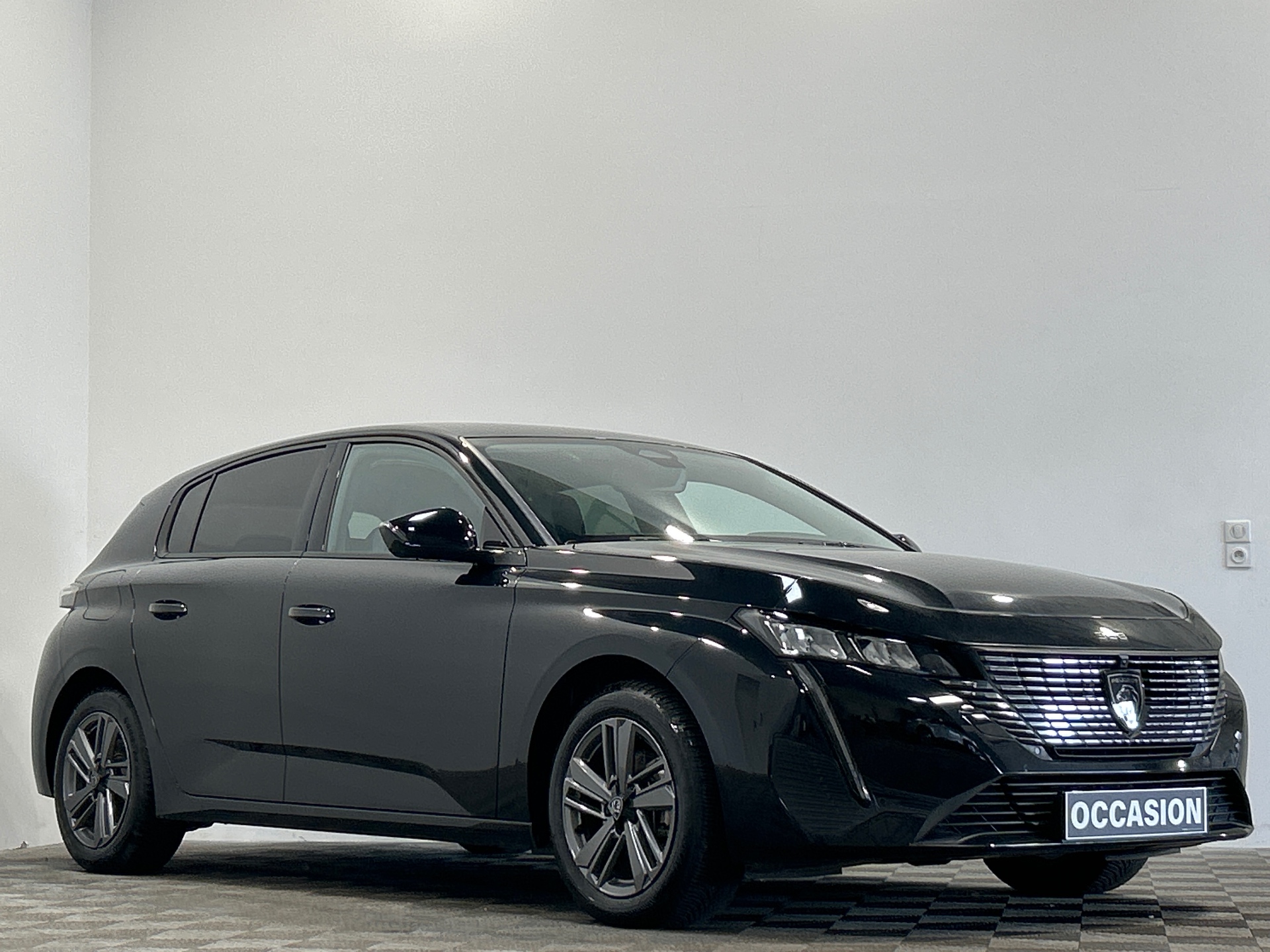 Photo 2 du véhicule PEUGEOT 308
