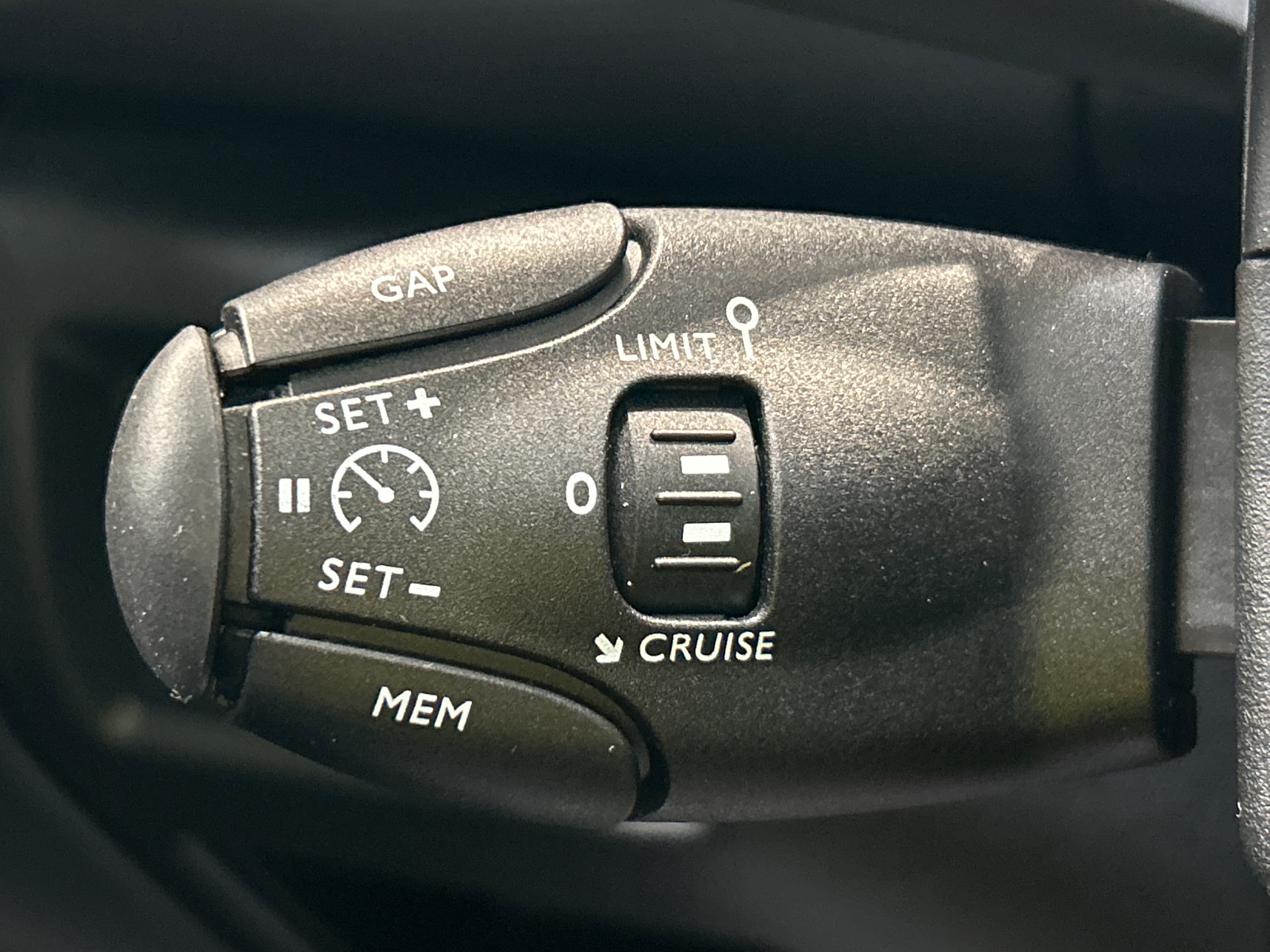Photo 29 du véhicule CITROEN C5 AIRCROSS