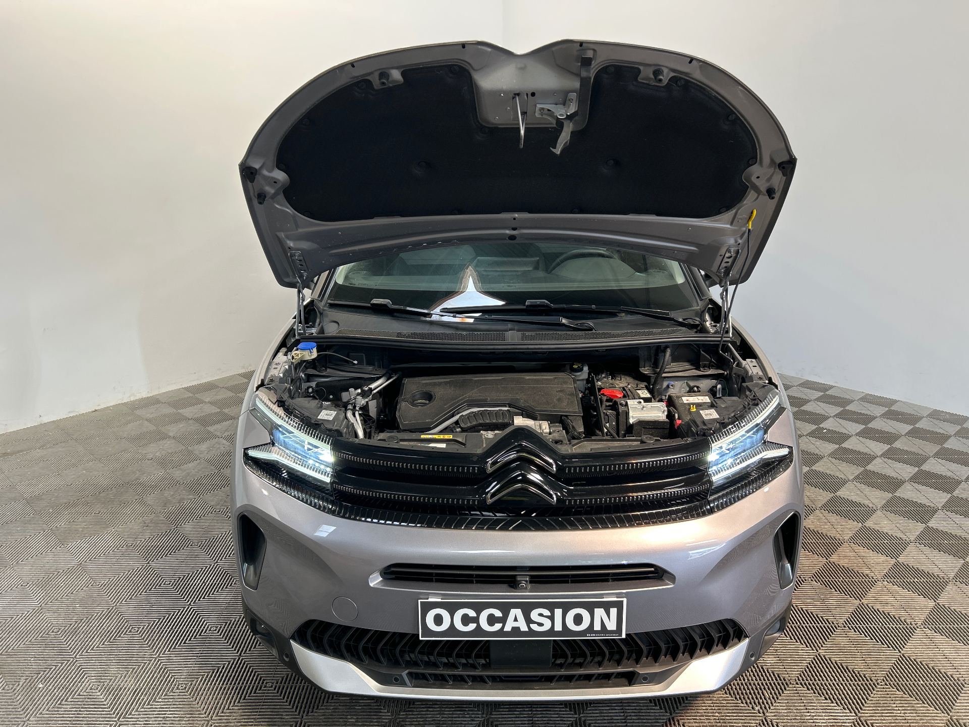Photo 44 du véhicule CITROEN C5 AIRCROSS