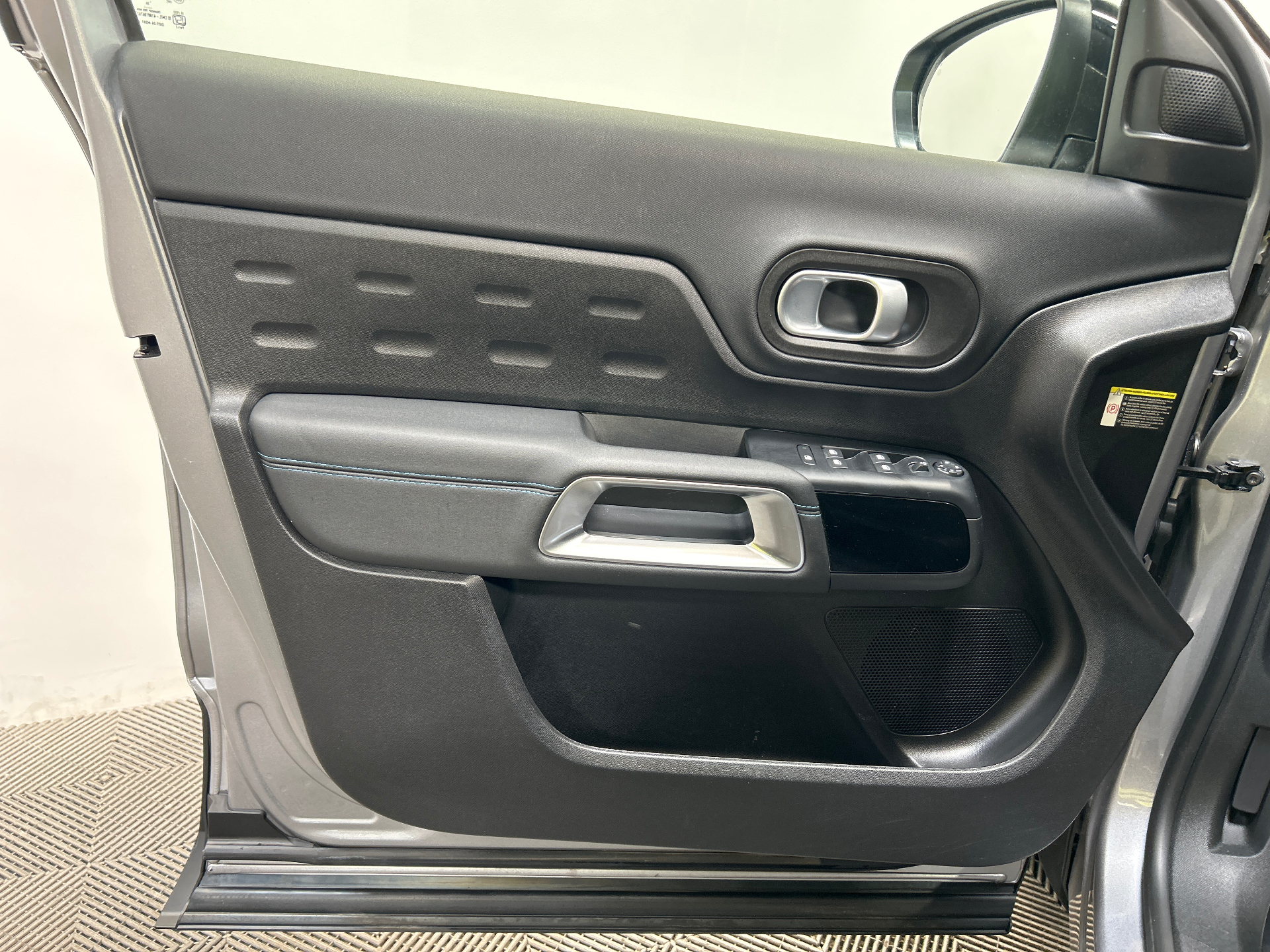 Photo 31 du véhicule CITROEN C5 AIRCROSS