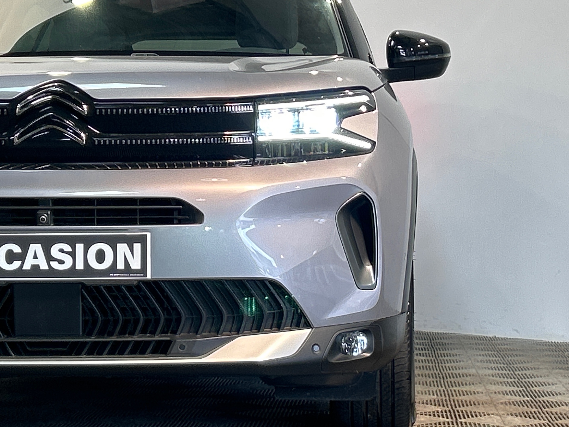 Photo 6 du véhicule CITROEN C5 AIRCROSS