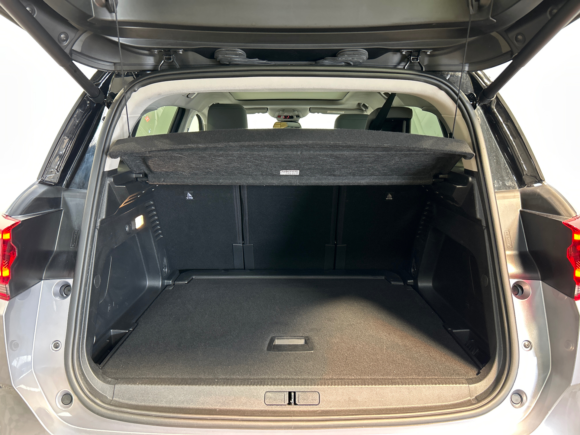 Photo 36 du véhicule CITROEN C5 AIRCROSS