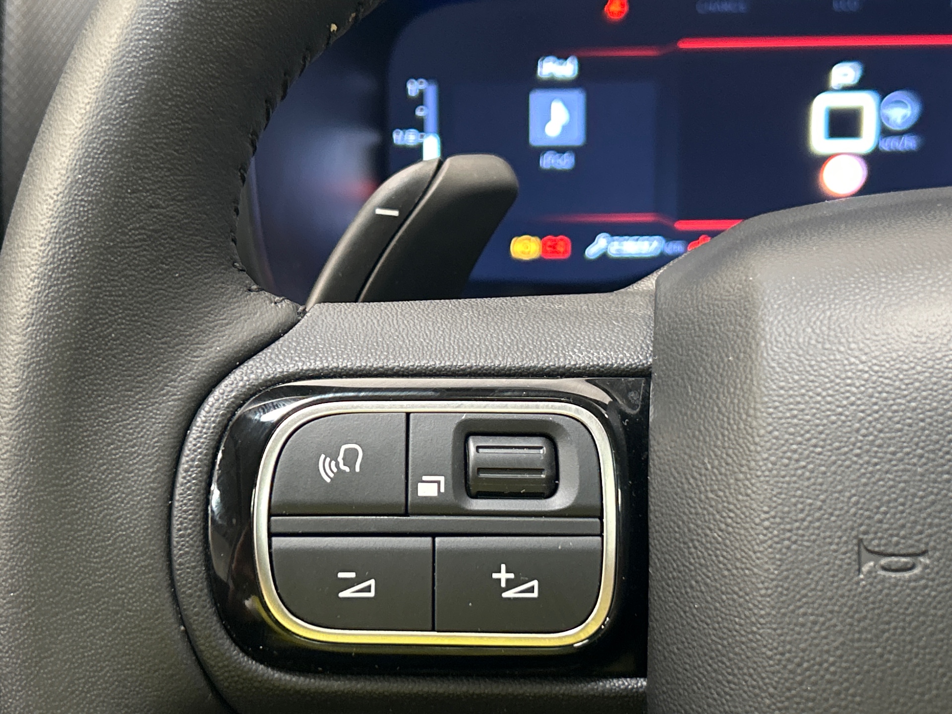 Photo 25 du véhicule CITROEN C5 AIRCROSS