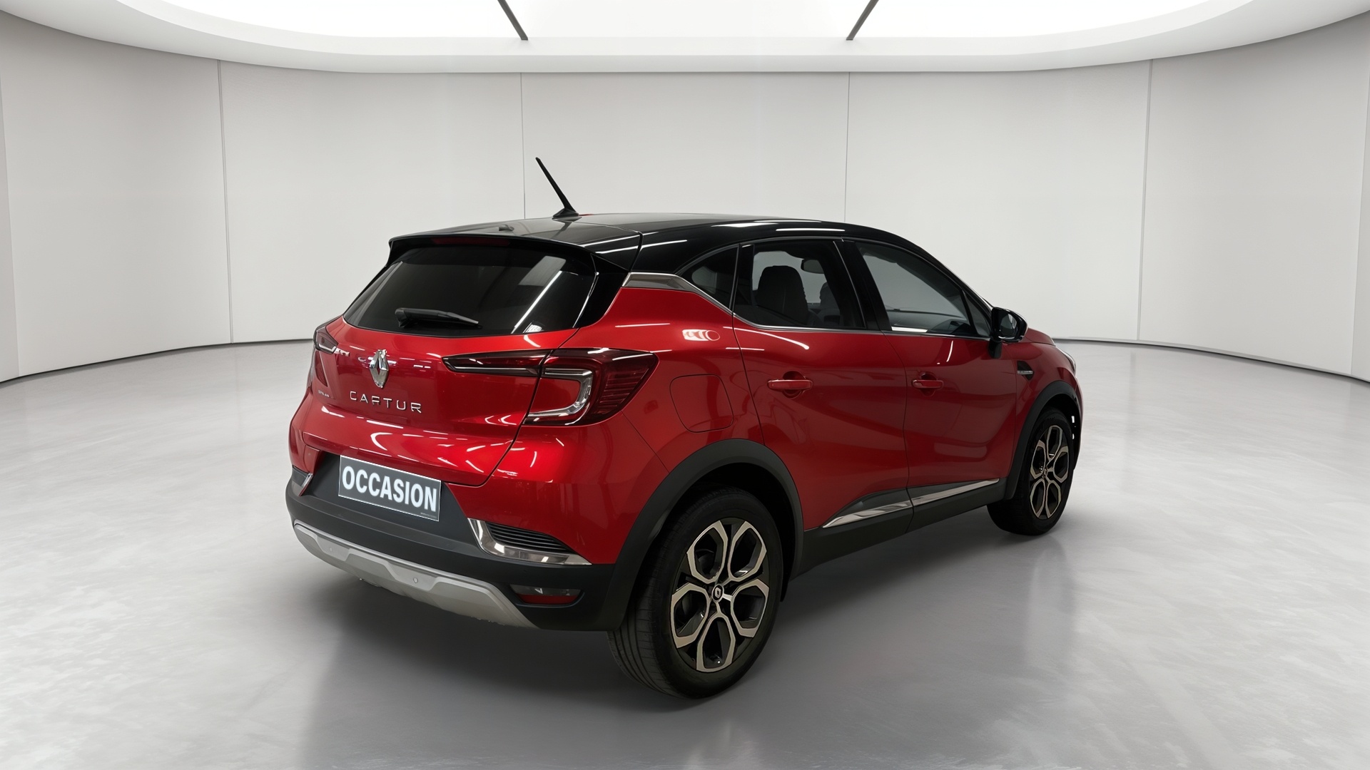 Photo 6 du véhicule RENAULT CAPTUR