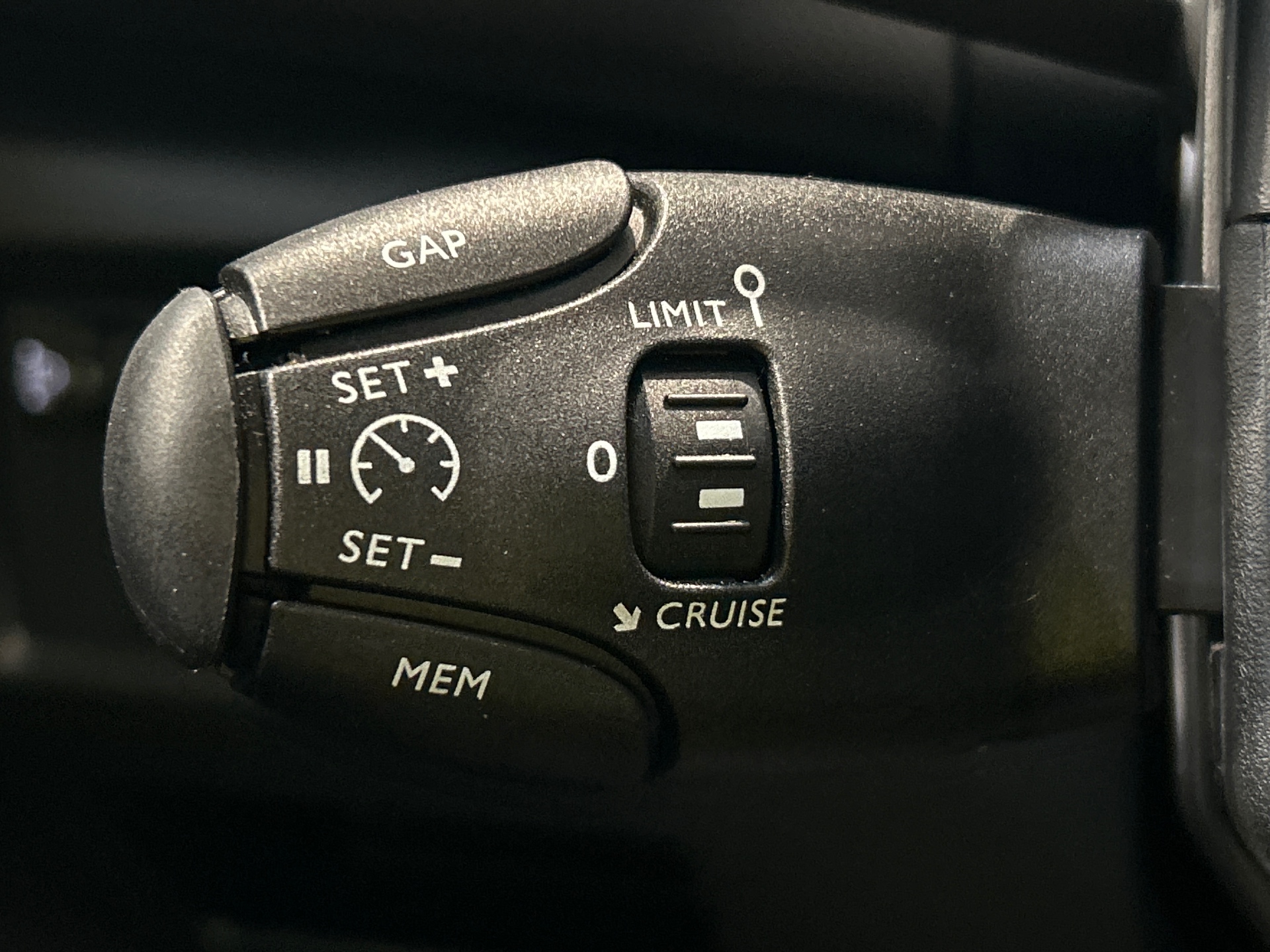 Photo 29 du véhicule CITROEN C5 AIRCROSS