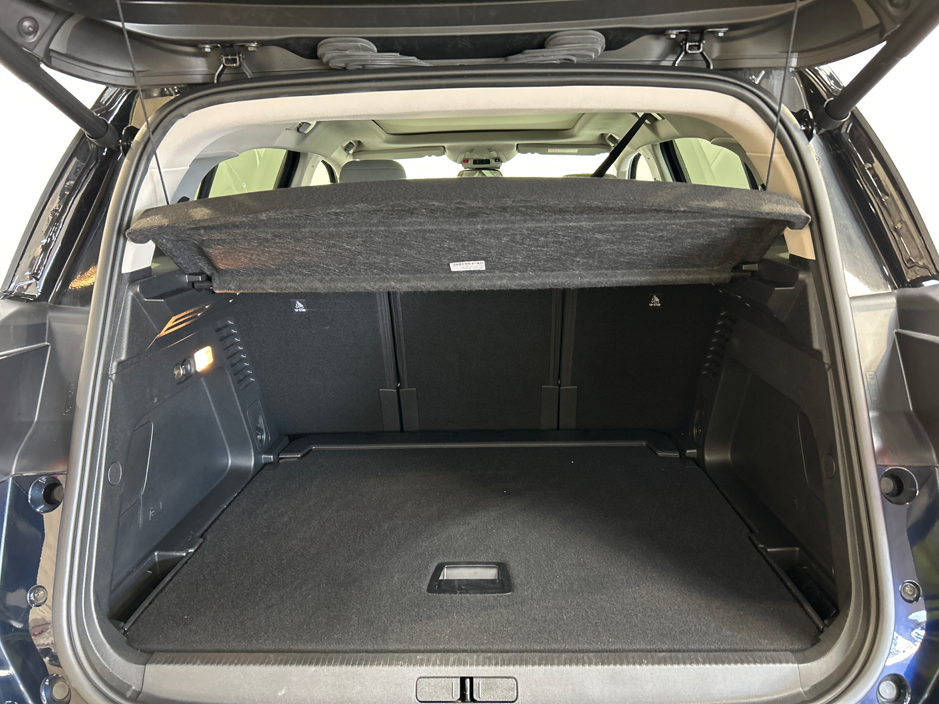 Photo 8 du véhicule CITROEN C5 AIRCROSS