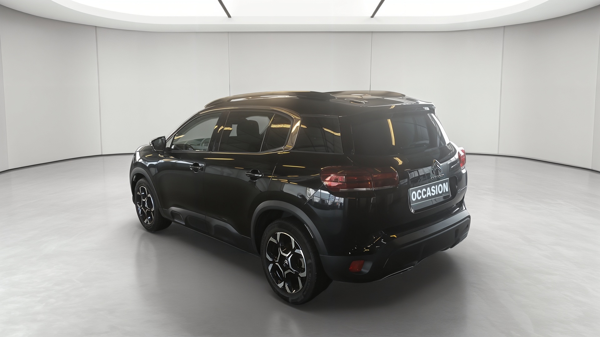 Photo 2 du véhicule CITROEN C5 AIRCROSS