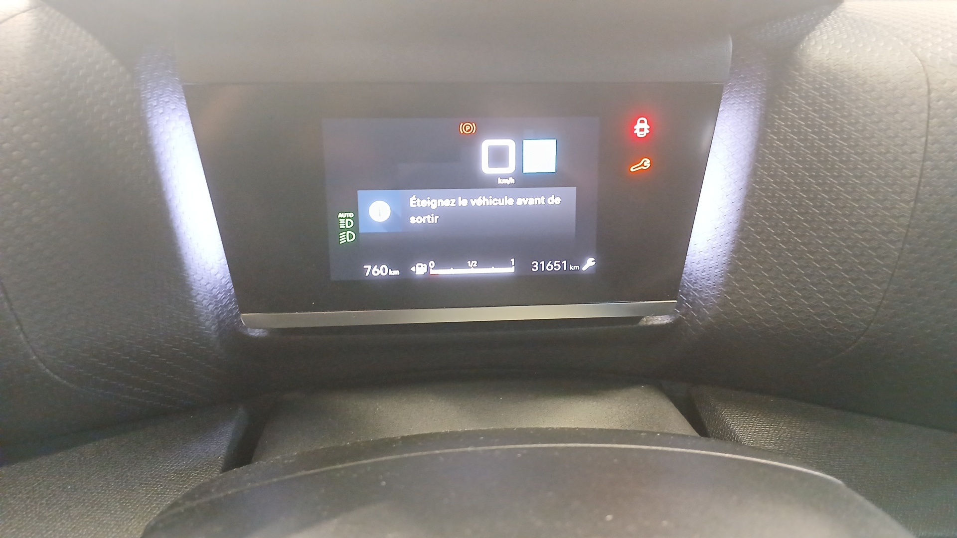 Photo 29 du véhicule CITROEN C4