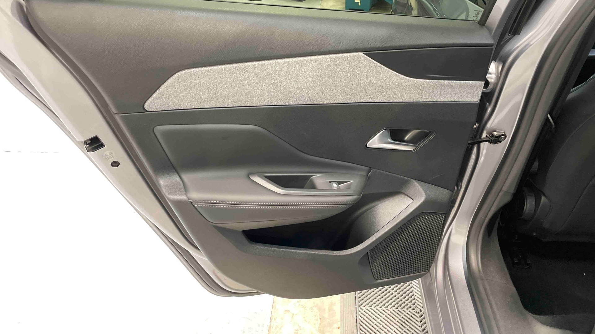 Photo 30 du véhicule PEUGEOT 308