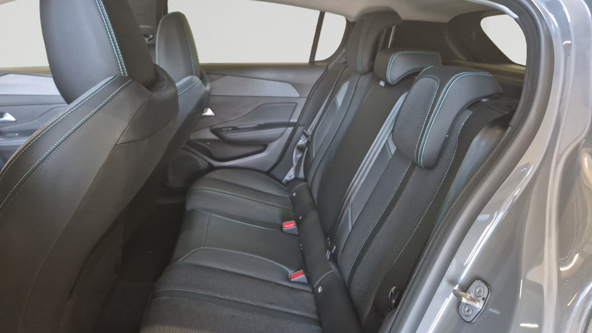 Photo 10 du véhicule PEUGEOT 308