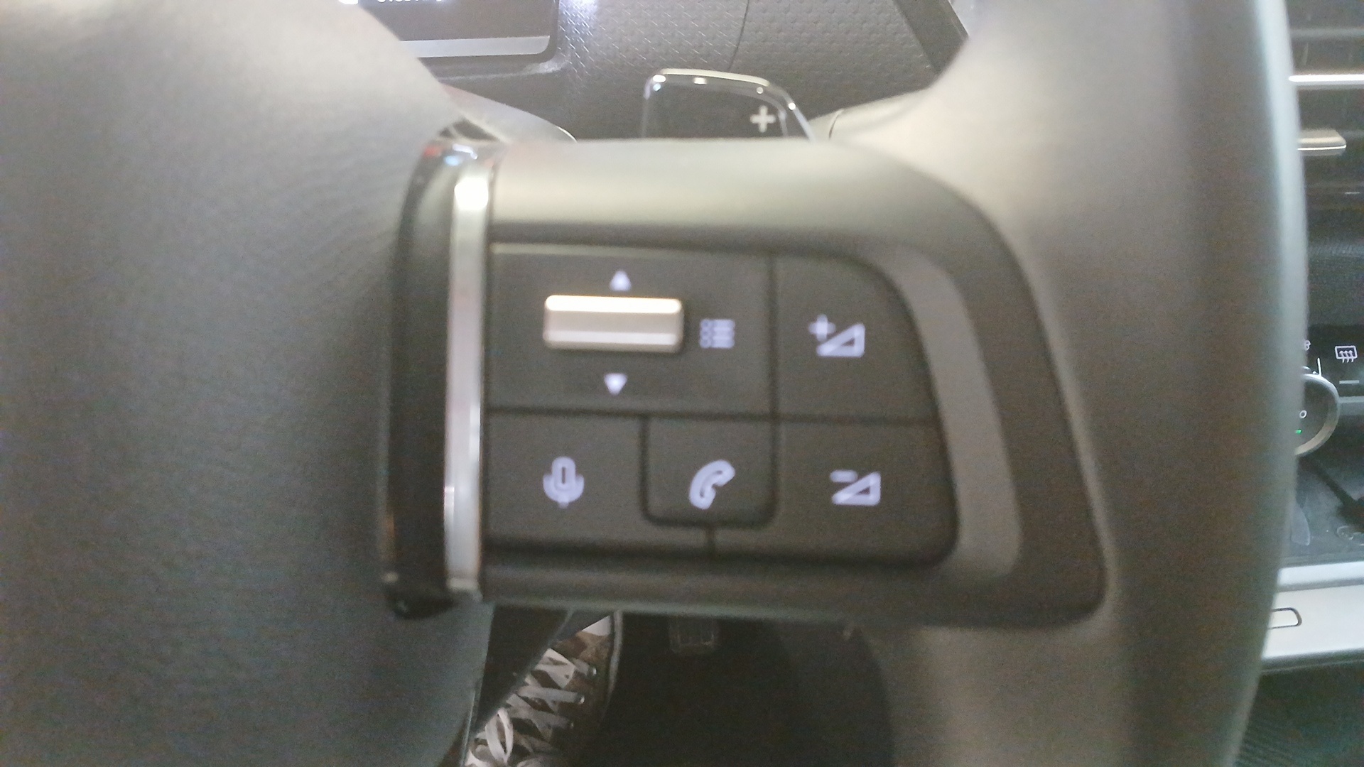 Photo 12 du véhicule CITROEN C4