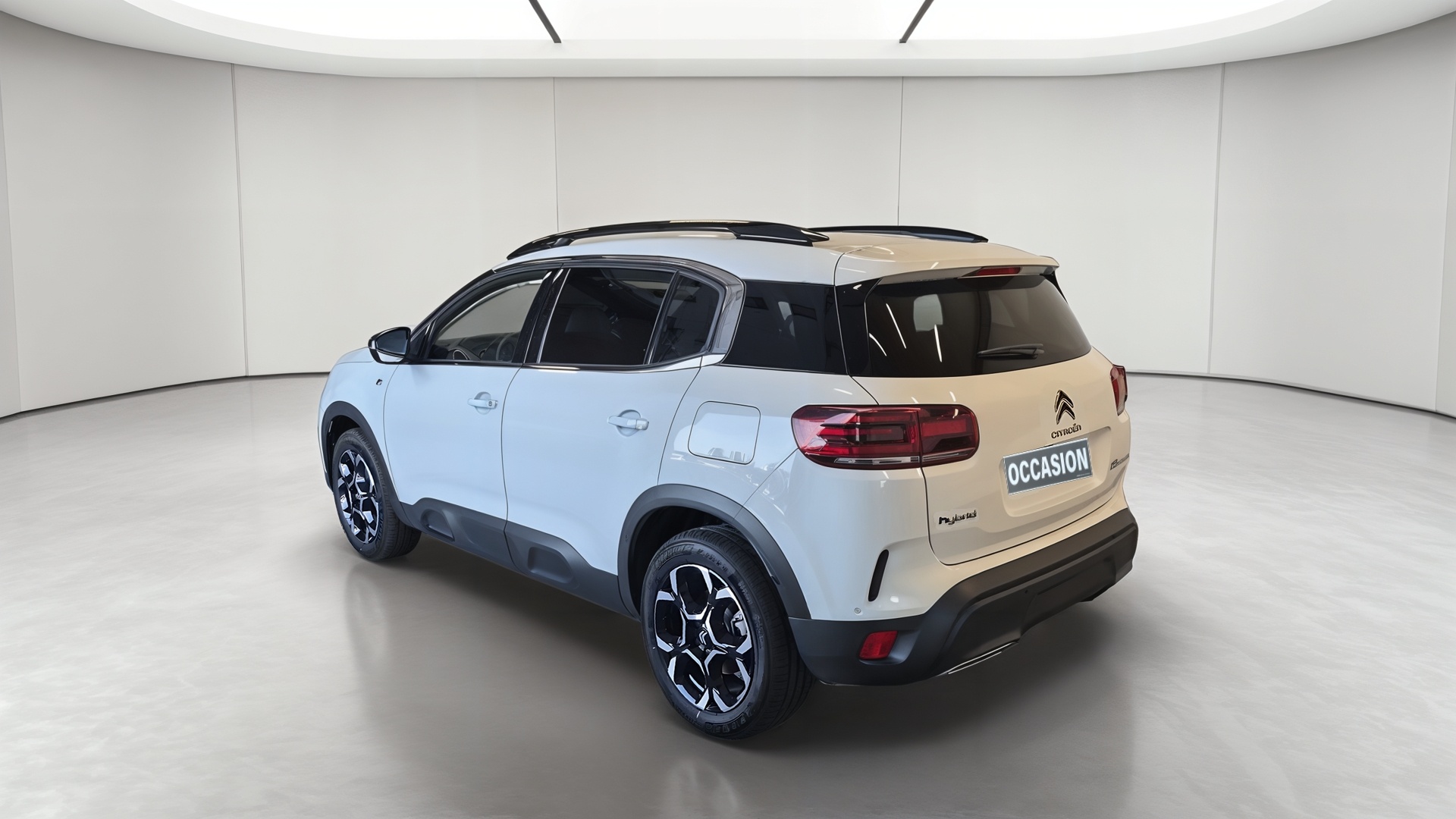 Photo 4 du véhicule CITROEN C5 AIRCROSS