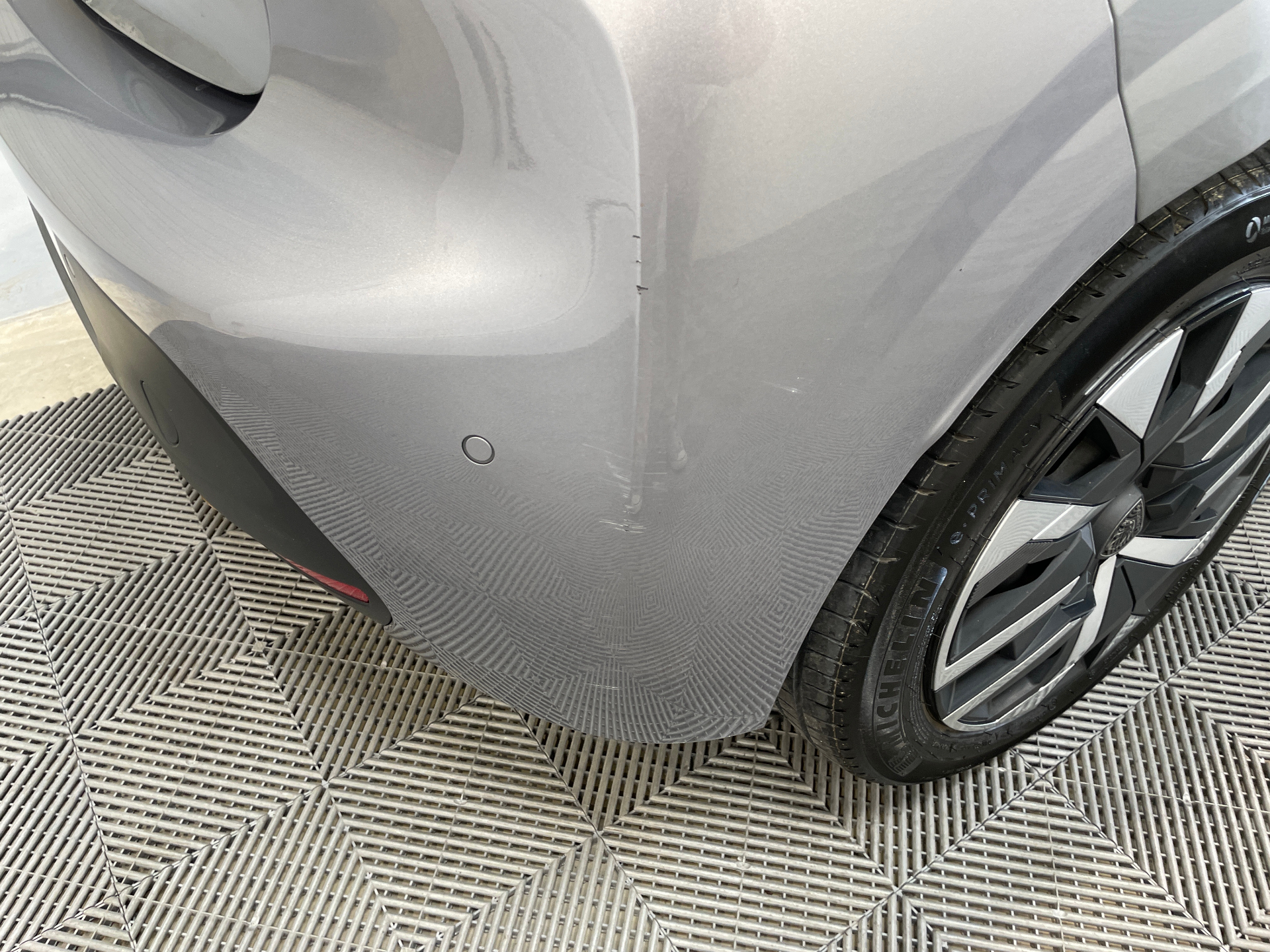 Photo 32 du véhicule PEUGEOT 208