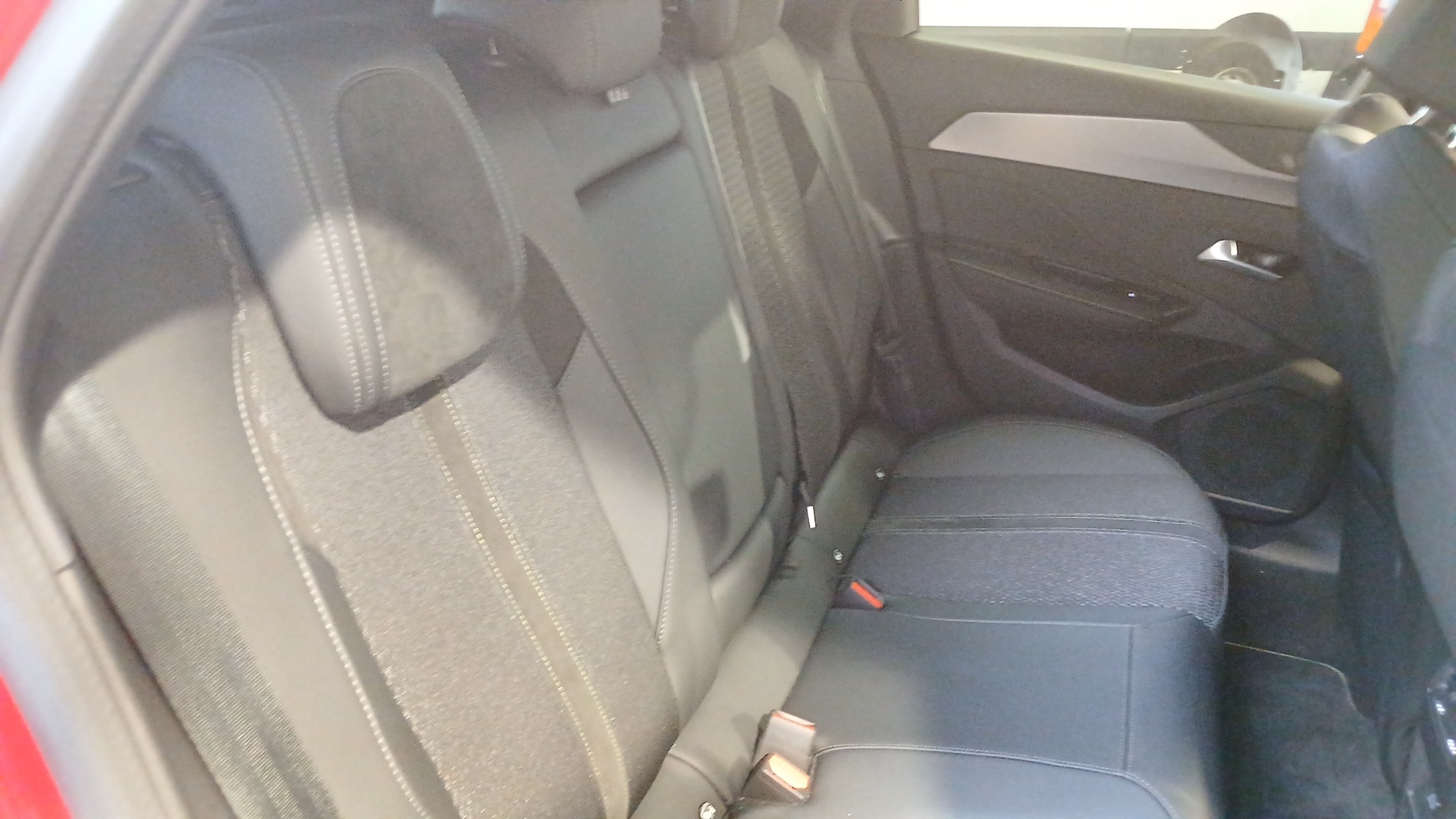 Photo 23 du véhicule PEUGEOT 308 SW