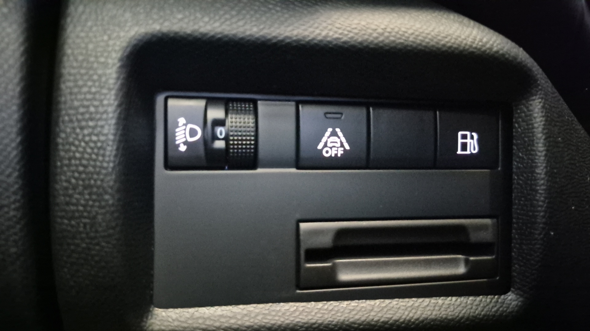 Photo 18 du véhicule CITROEN C5 AIRCROSS