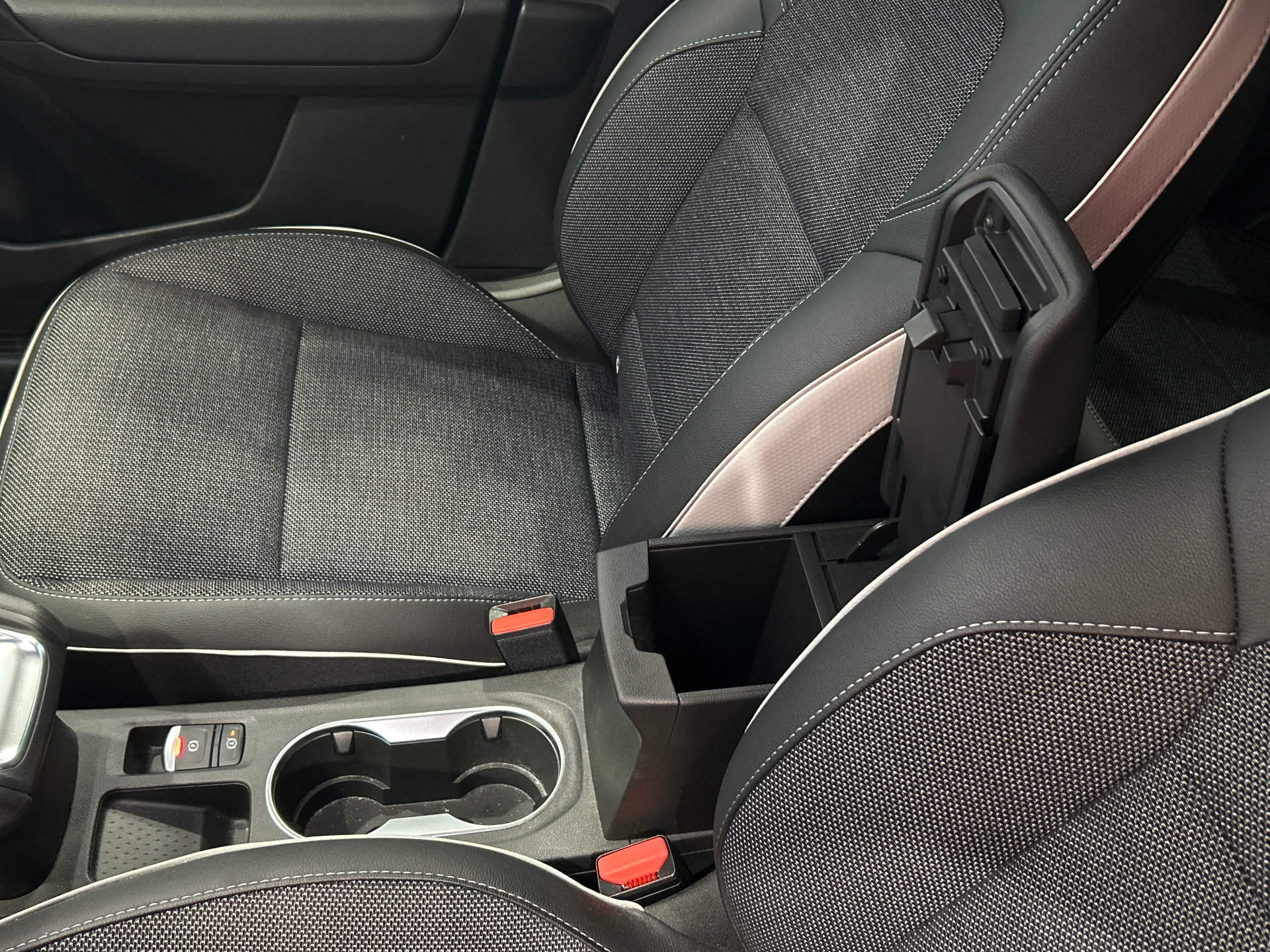 Photo 17 du véhicule RENAULT CAPTUR