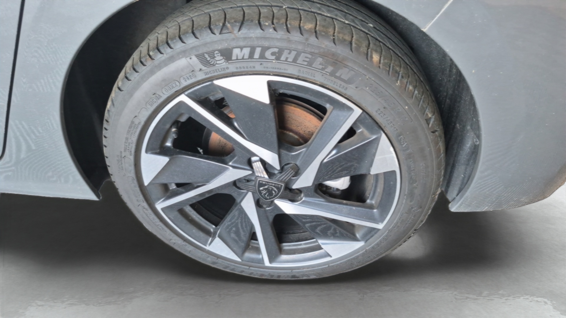 Photo 16 du véhicule PEUGEOT 308