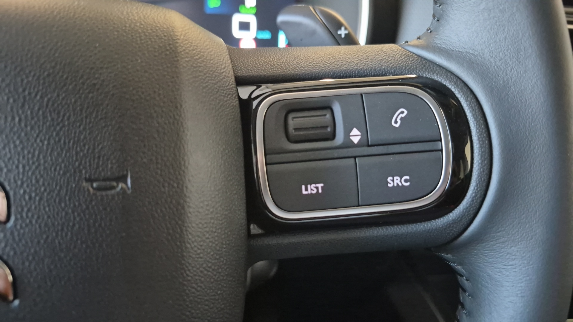Photo 20 du véhicule CITROEN C5 AIRCROSS