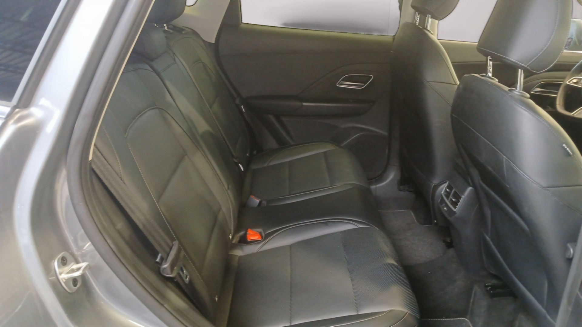 Photo 16 du véhicule MG ZS