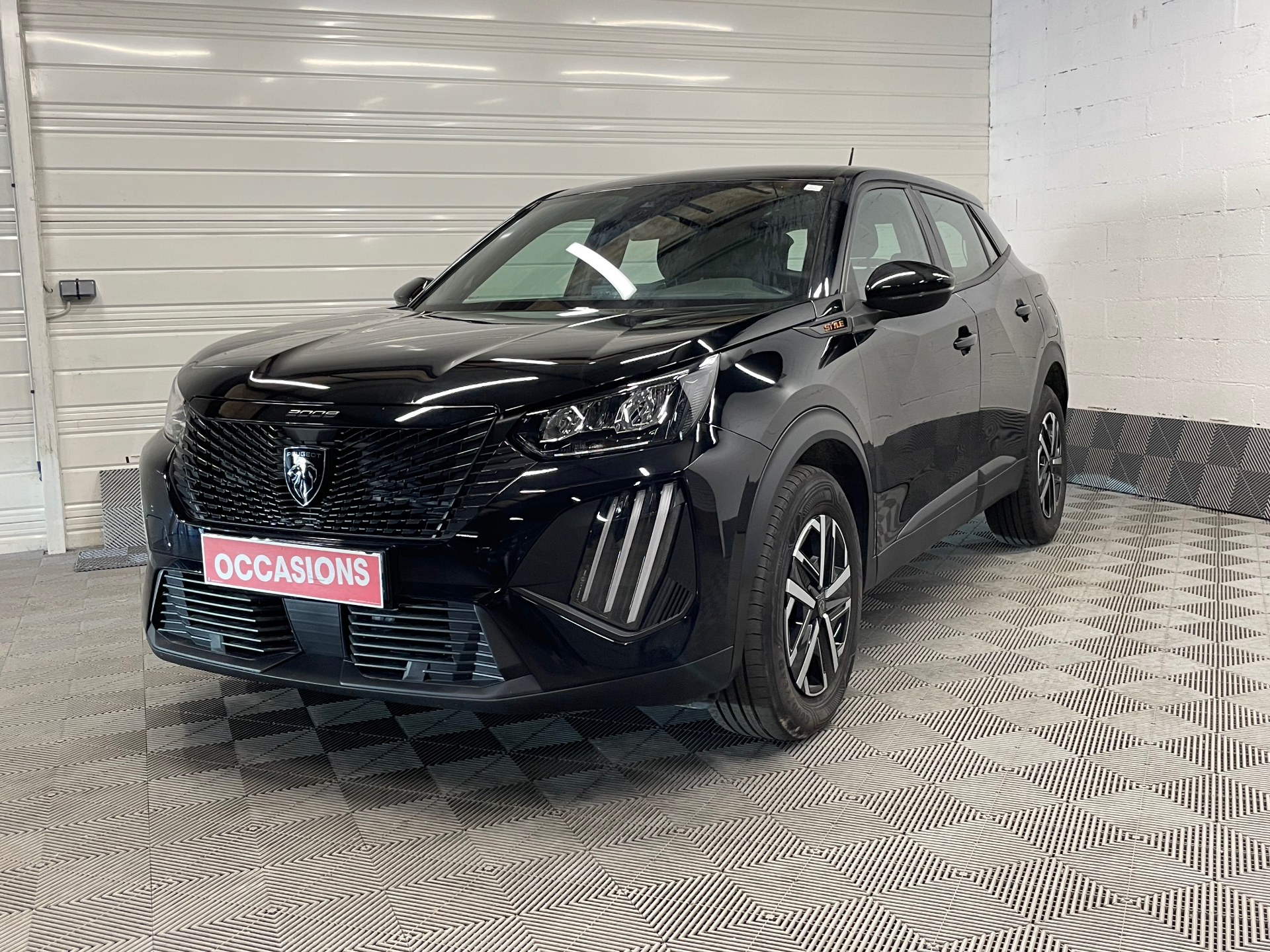 PEUGEOT 2008