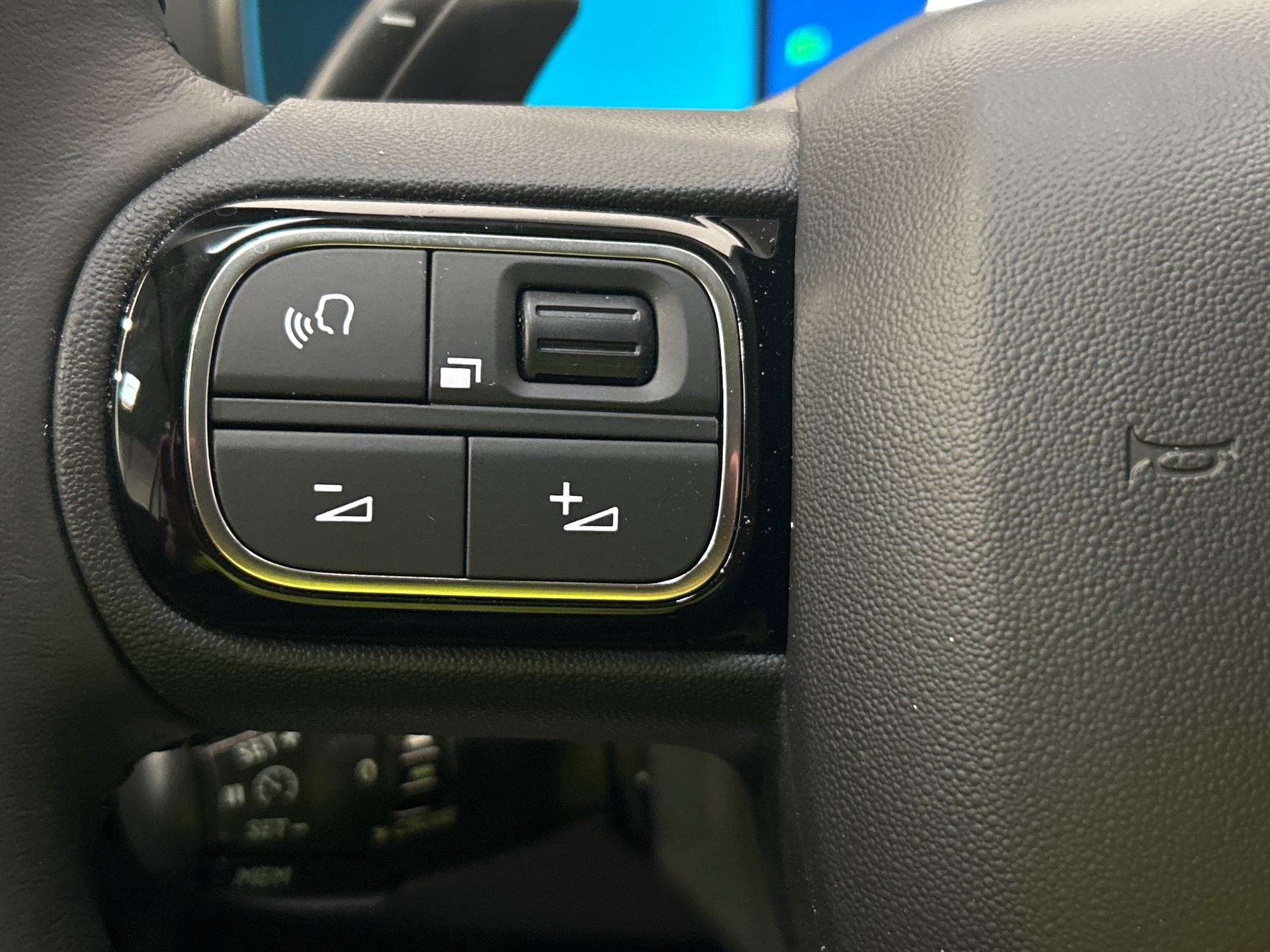Photo 24 du véhicule CITROEN C5 AIRCROSS