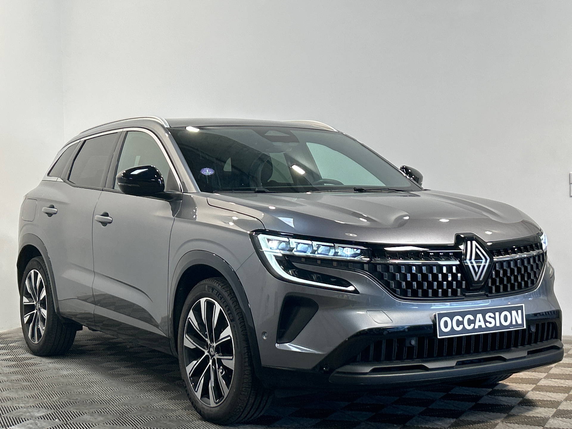 Photo 2 du véhicule RENAULT AUSTRAL