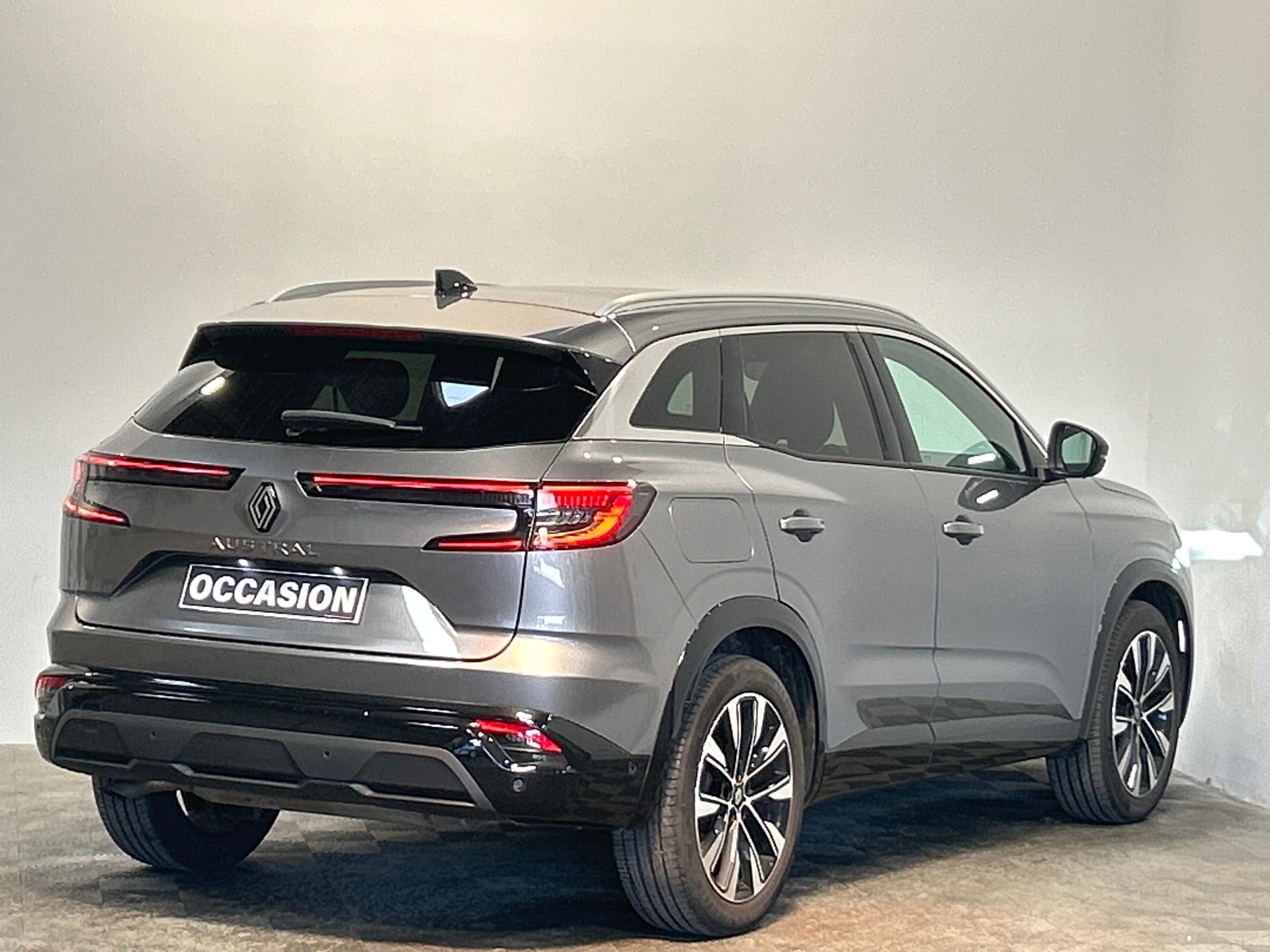 Photo 3 du véhicule RENAULT AUSTRAL