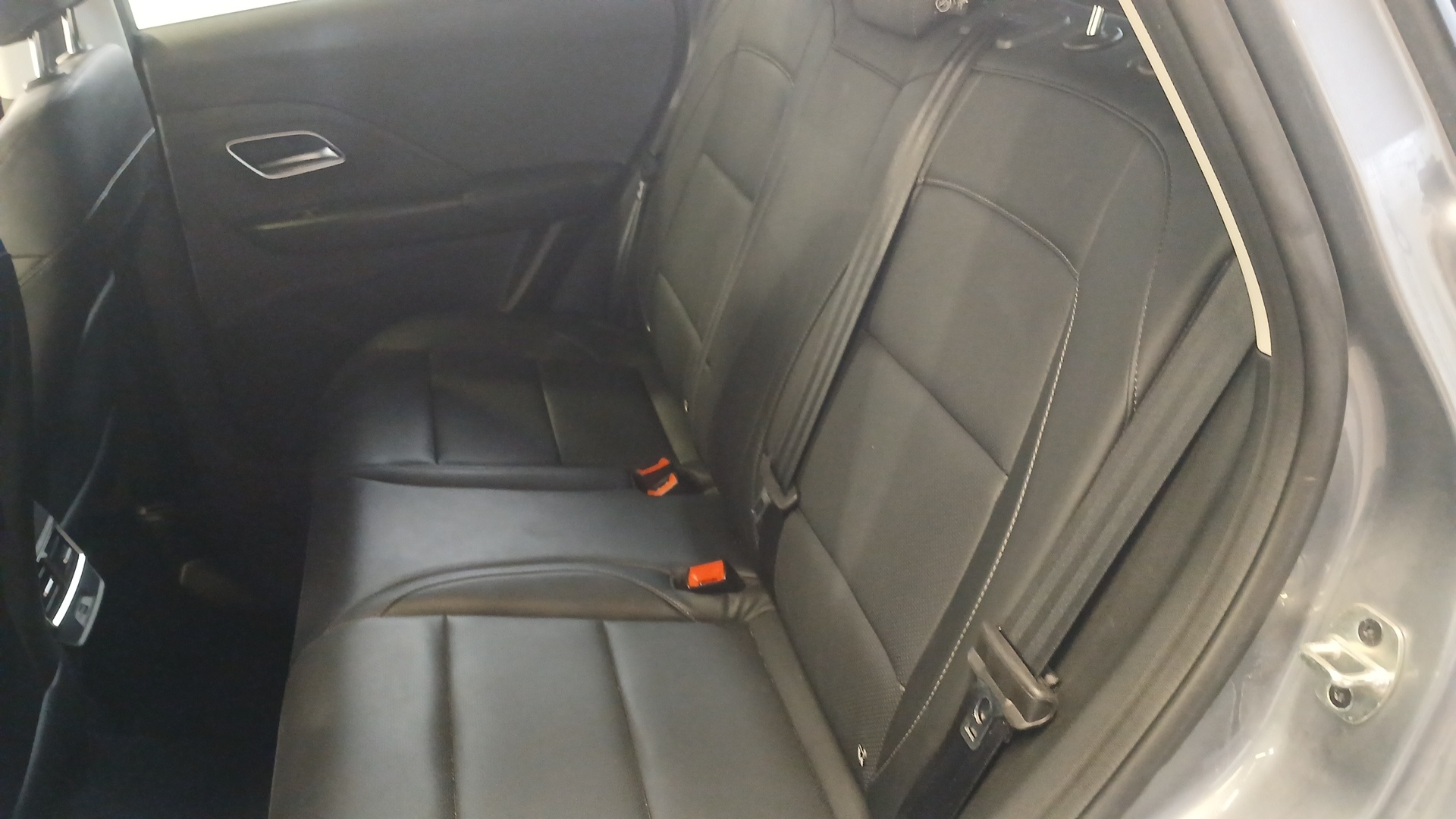 Photo 25 du véhicule MG ZS