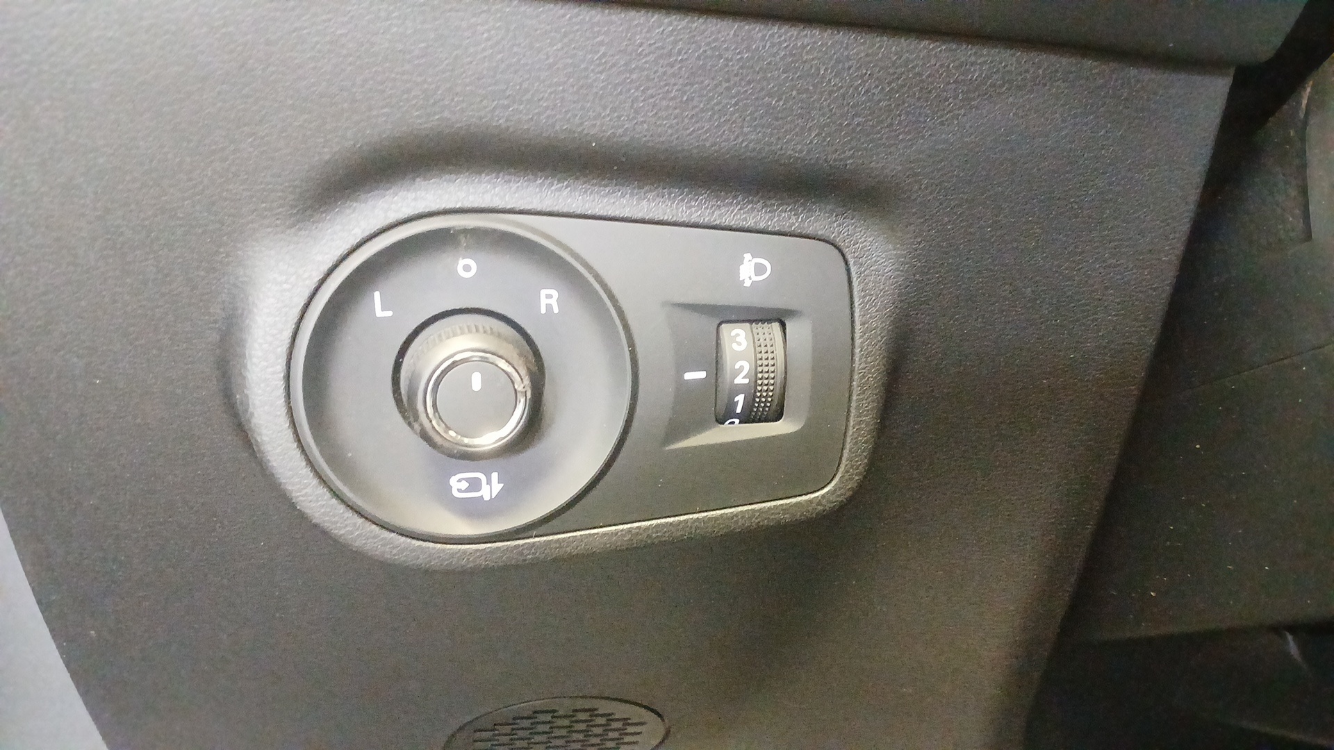 Photo 8 du véhicule MG ZS
