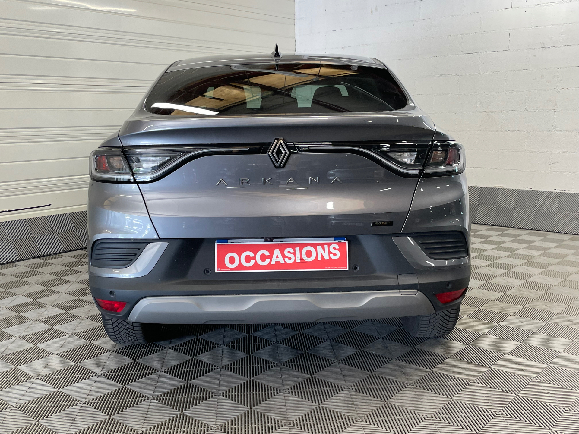 Photo 6 du véhicule RENAULT ARKANA