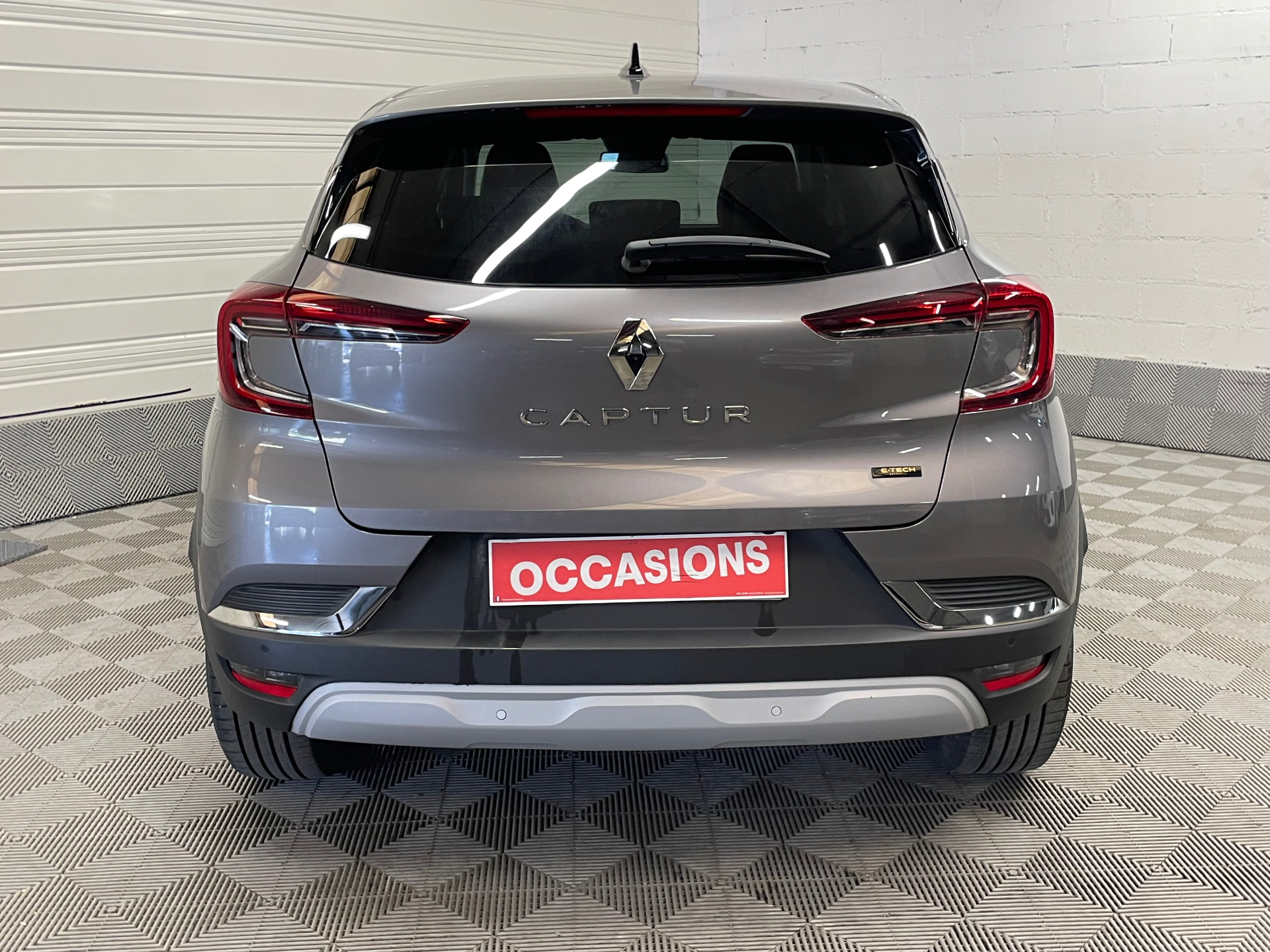 Photo 7 du véhicule RENAULT CAPTUR