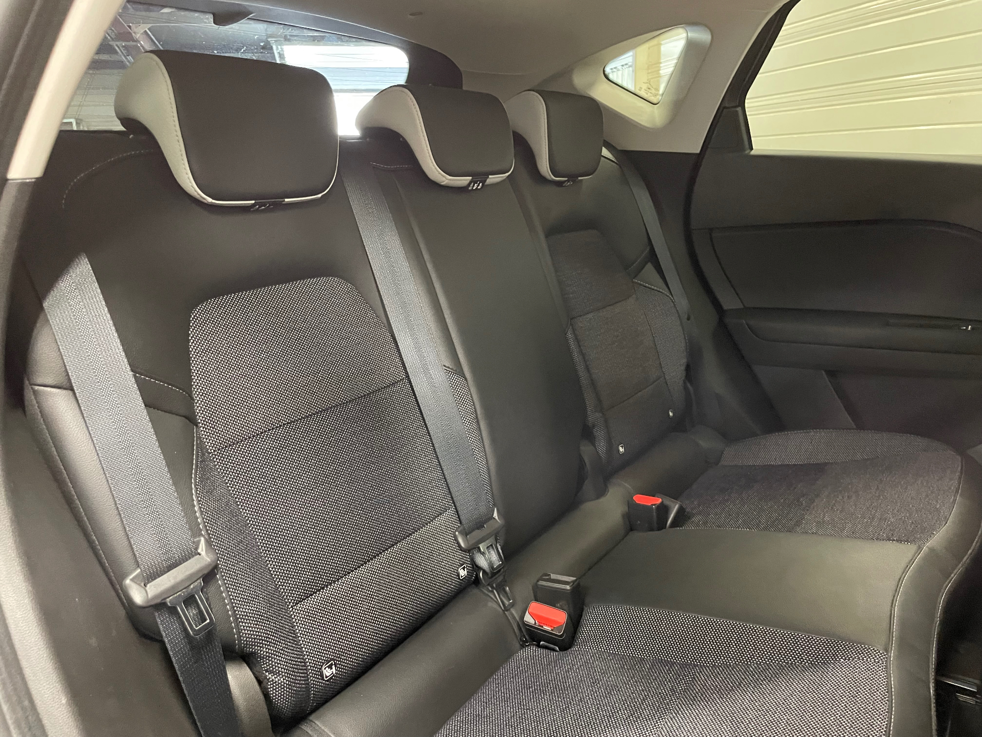Photo 12 du véhicule RENAULT CAPTUR