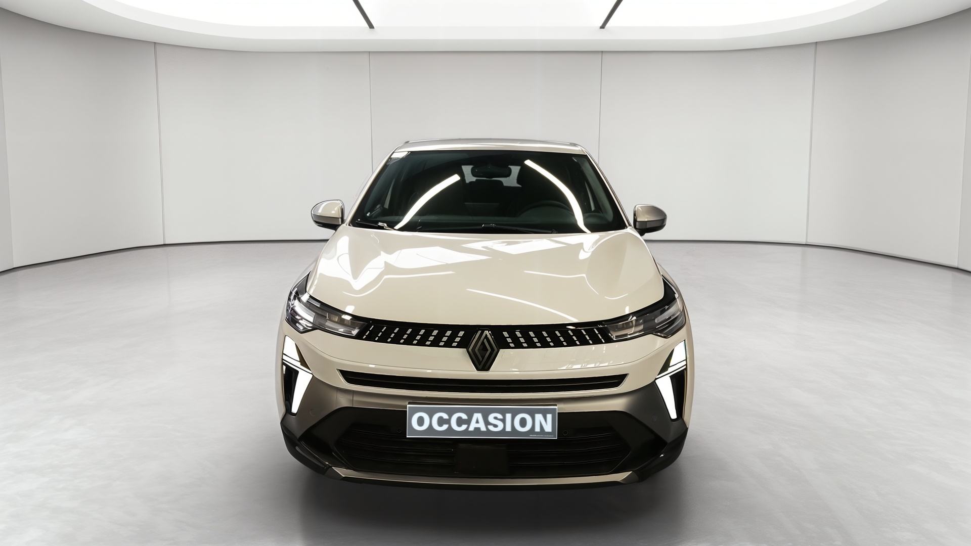 Photo 2 du véhicule RENAULT CAPTUR