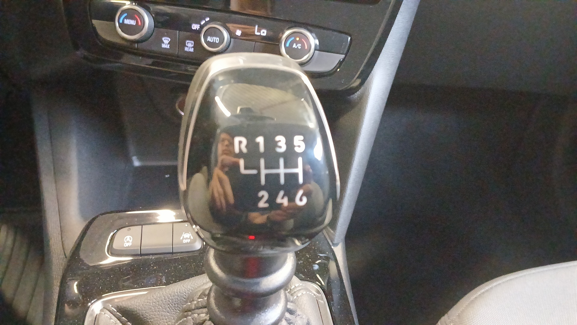 Photo 25 du véhicule OPEL MOKKA