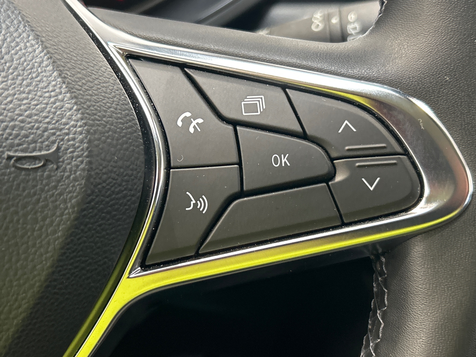 Photo 25 du véhicule RENAULT CAPTUR