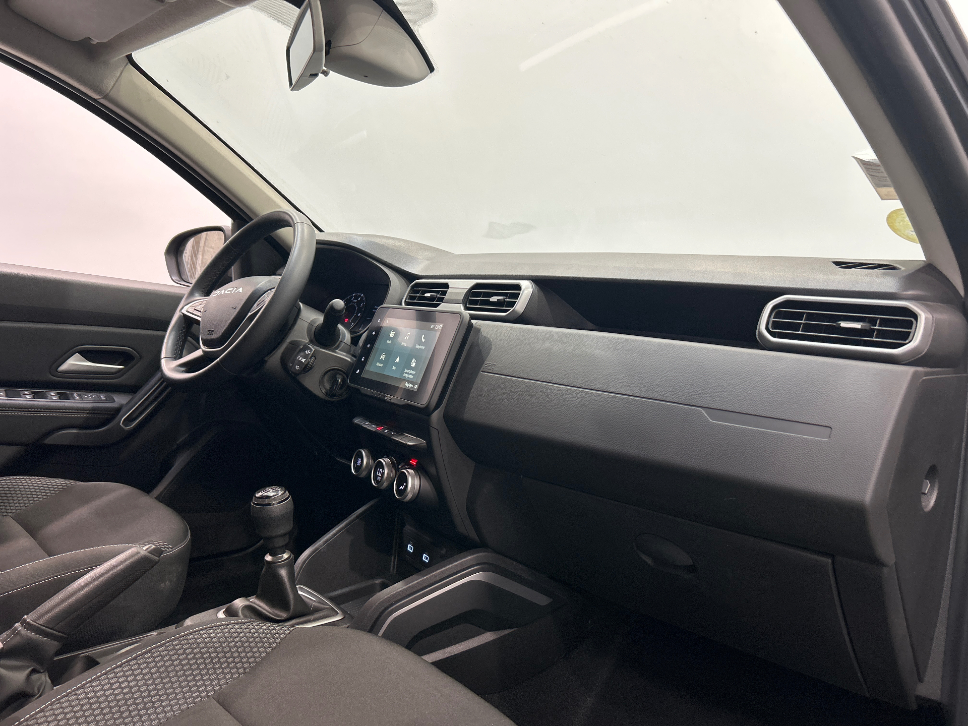 Photo 21 du véhicule DACIA DUSTER