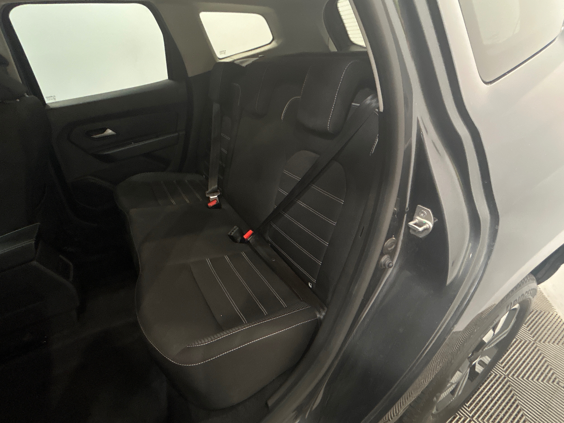 Photo 10 du véhicule DACIA DUSTER