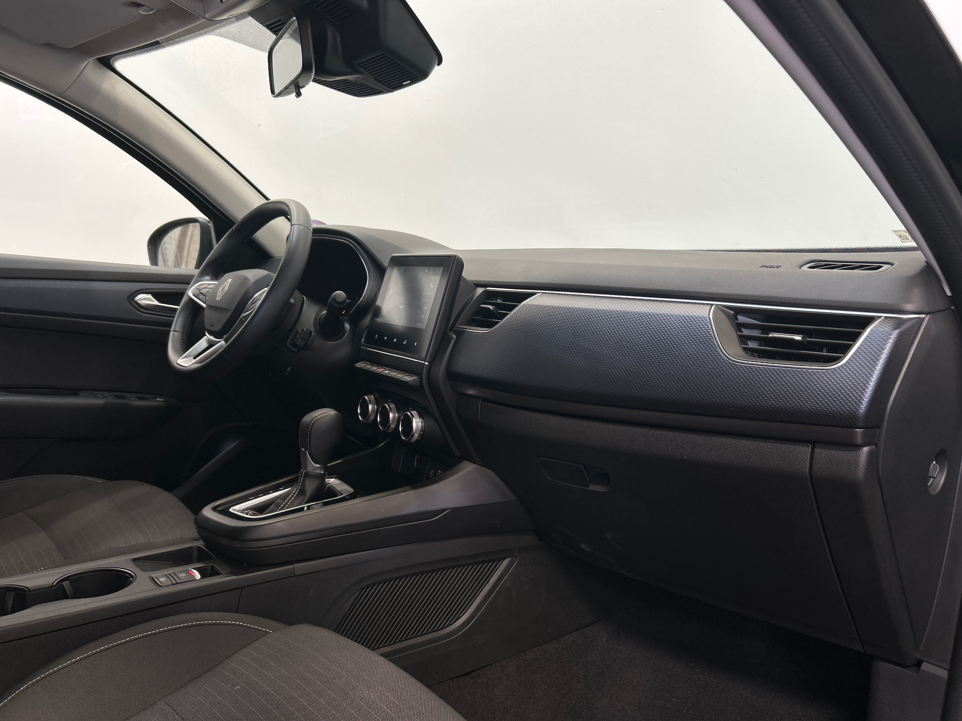Photo 17 du véhicule RENAULT ARKANA