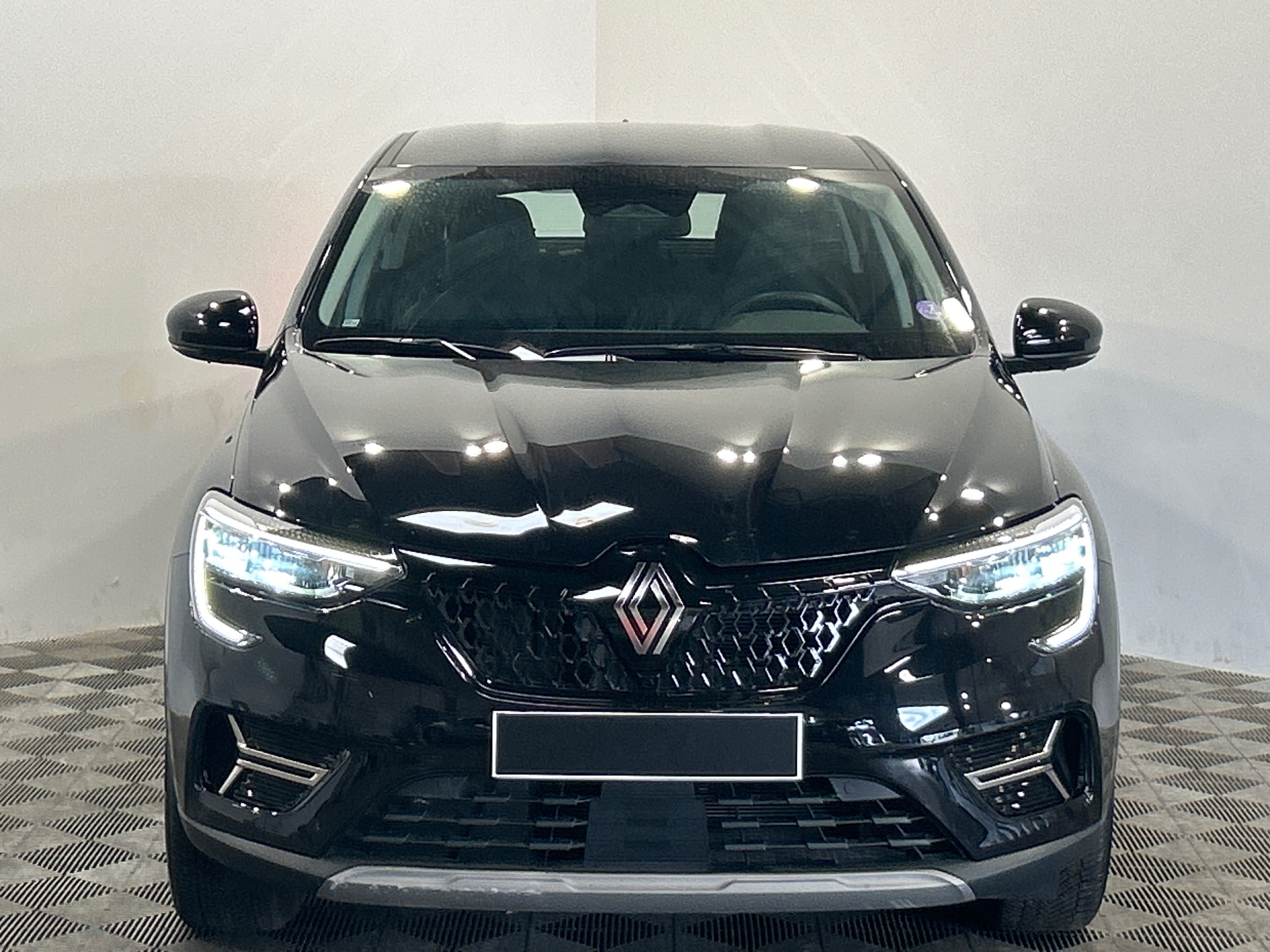 Photo 3 du véhicule RENAULT ARKANA