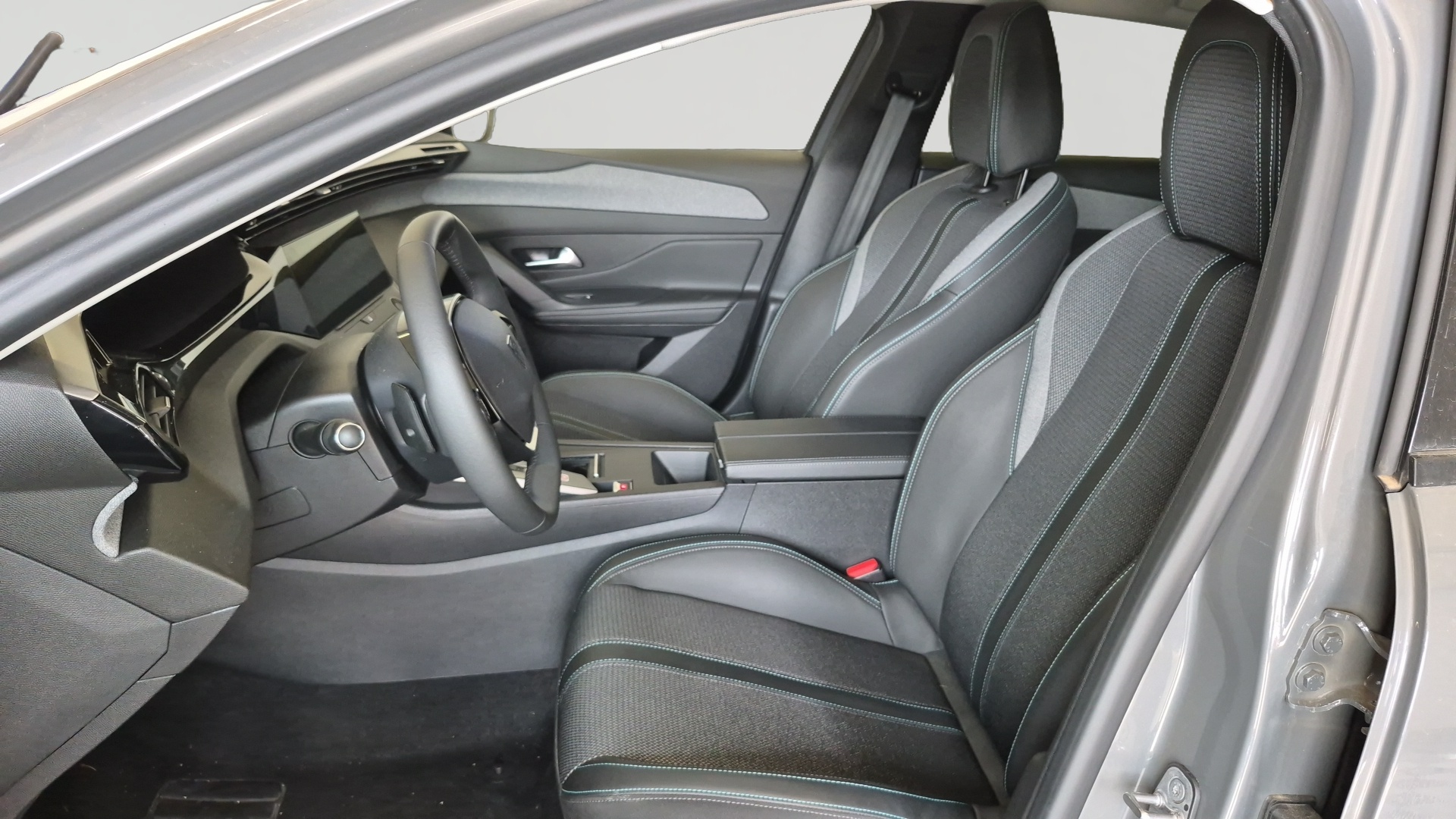 Photo 10 du véhicule PEUGEOT 308