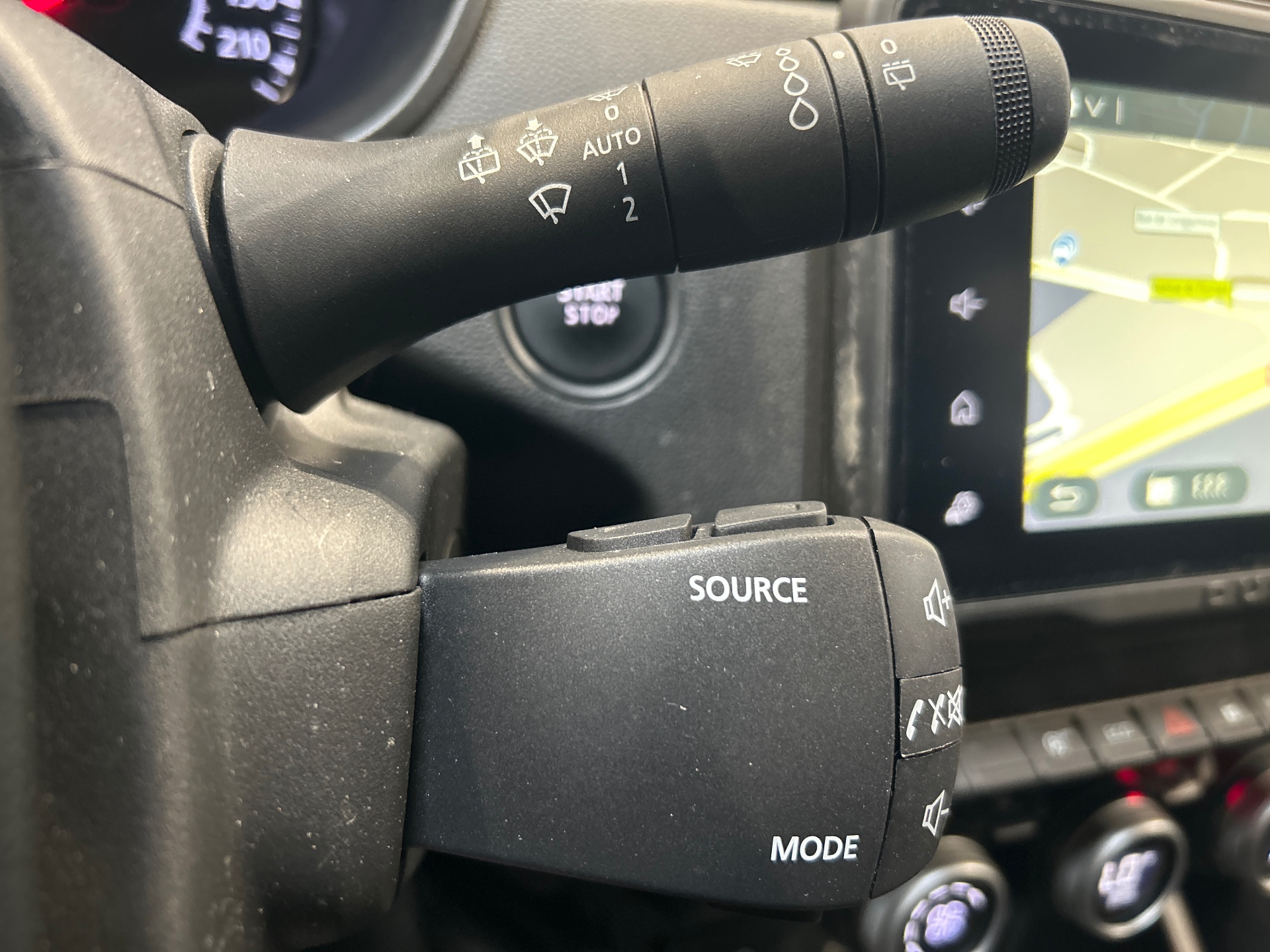 Photo 25 du véhicule DACIA DUSTER