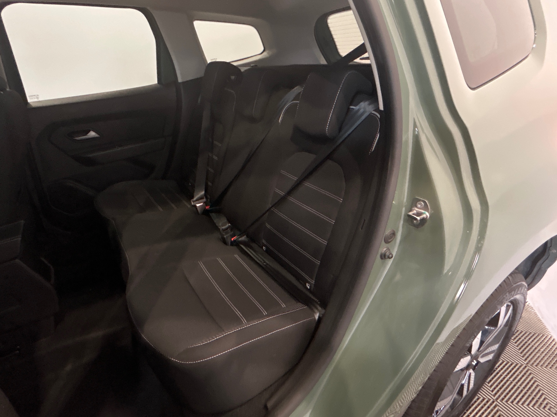 Photo 10 du véhicule DACIA DUSTER