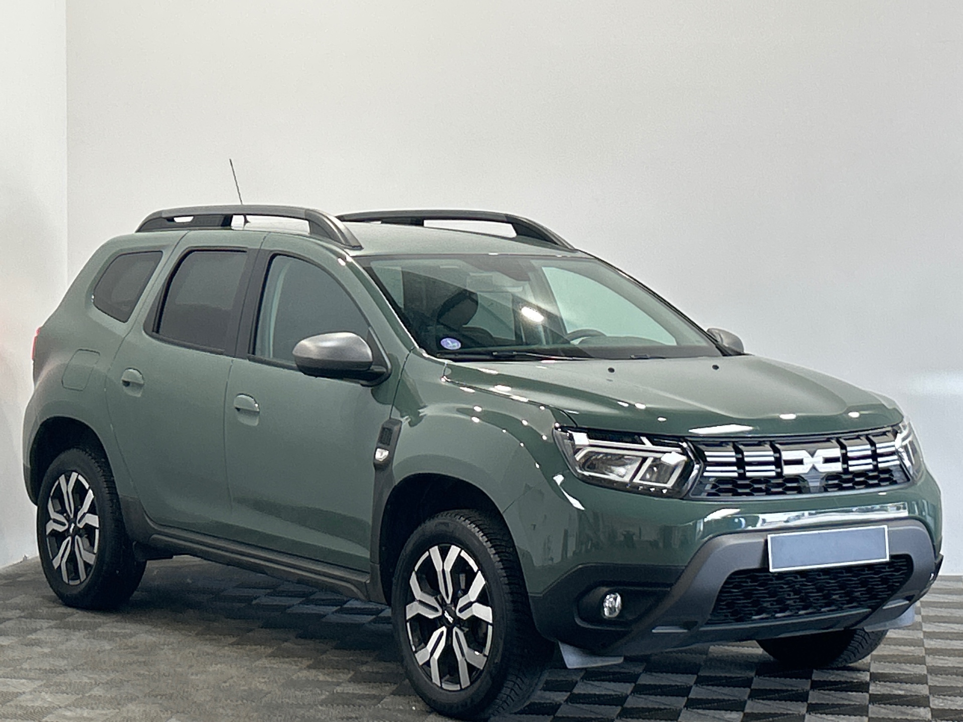 Photo 2 du véhicule DACIA DUSTER