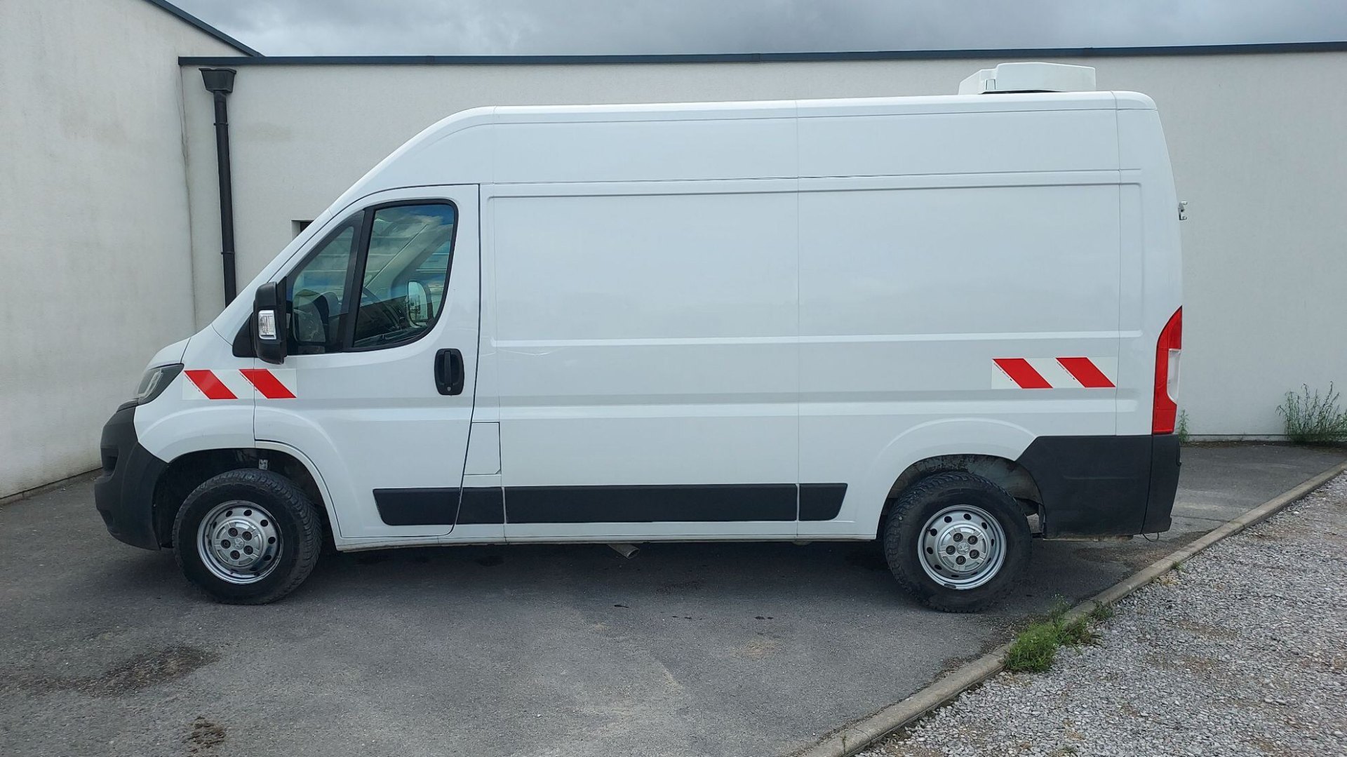 PEUGEOT BOXER TOLE 335 L2H2 BLUEHDI 120 S&S PREMIUM, photo 5